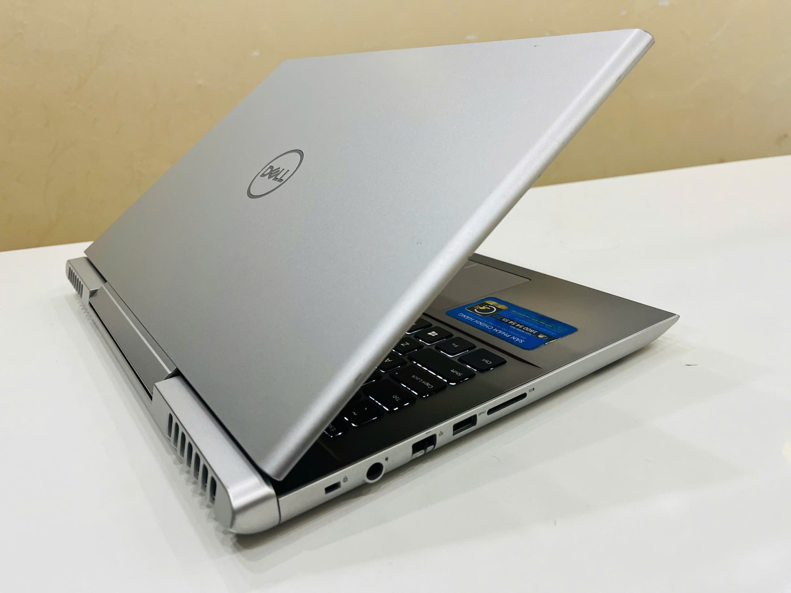 Dell Inc Vostro 7580 - Hình ảnh 11