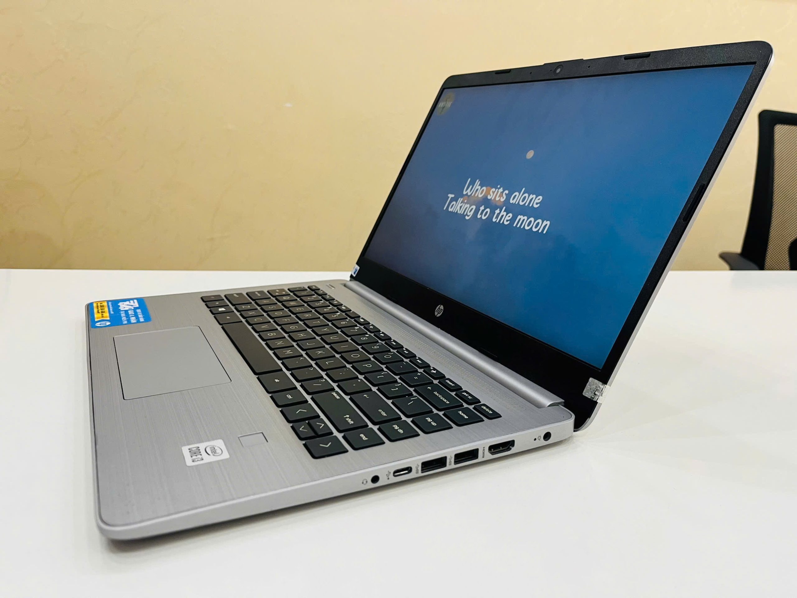 HP14- 340S G7 Notebook - Hình ảnh 8