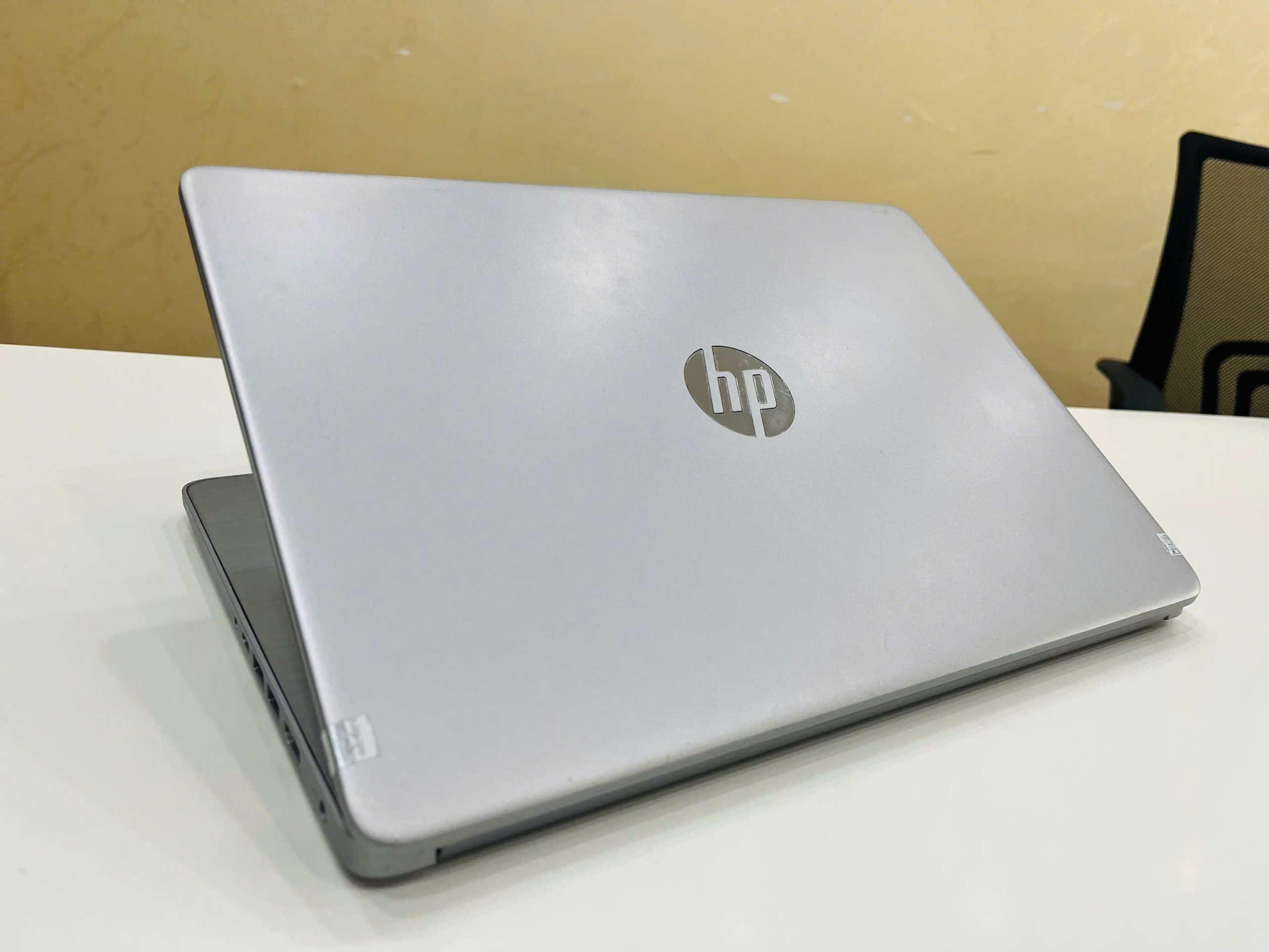 HP14- 340S G7 Notebook - Hình ảnh 9