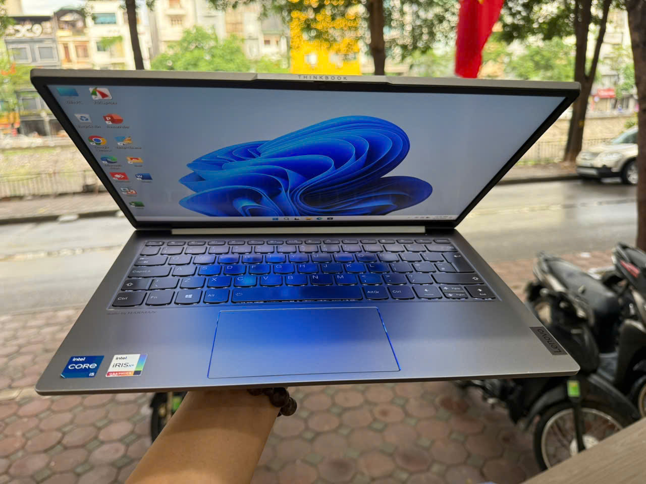 LENOVO Thinkboock 13s G 2ITL máy vỏ nhôm bền bỉ. - Hình ảnh 2
