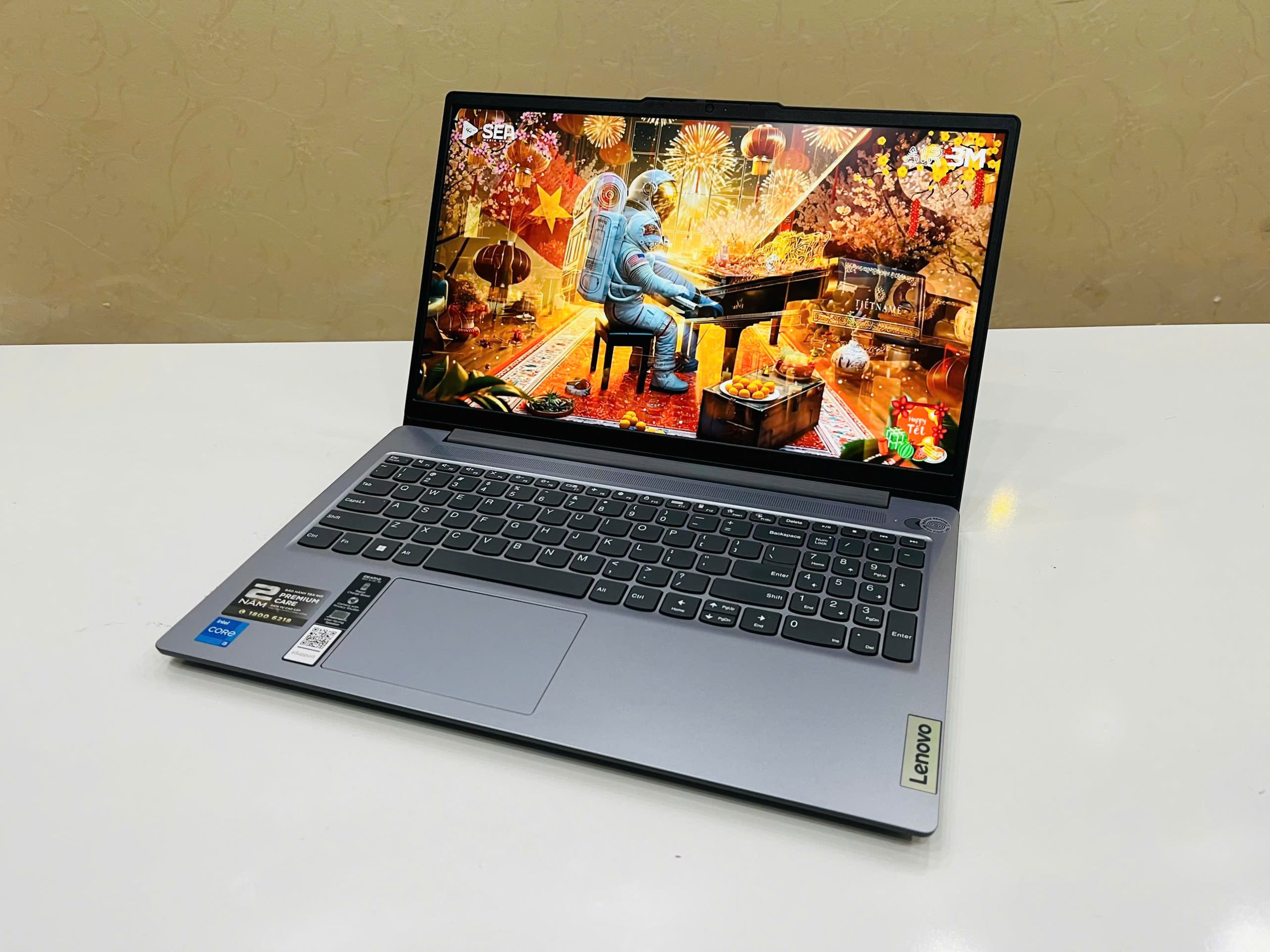 LENOVO IDEAPAD SLIM 3i - Hình ảnh 2