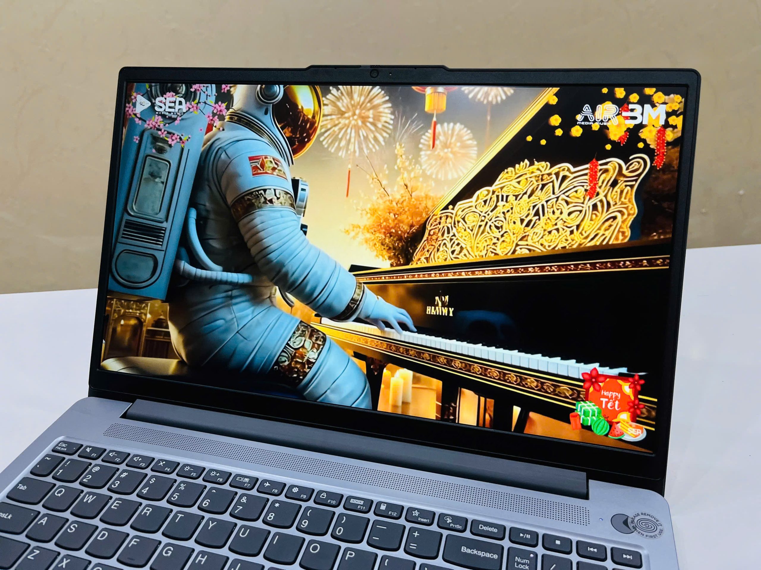 LENOVO IDEAPAD SLIM 3i - Hình ảnh 4