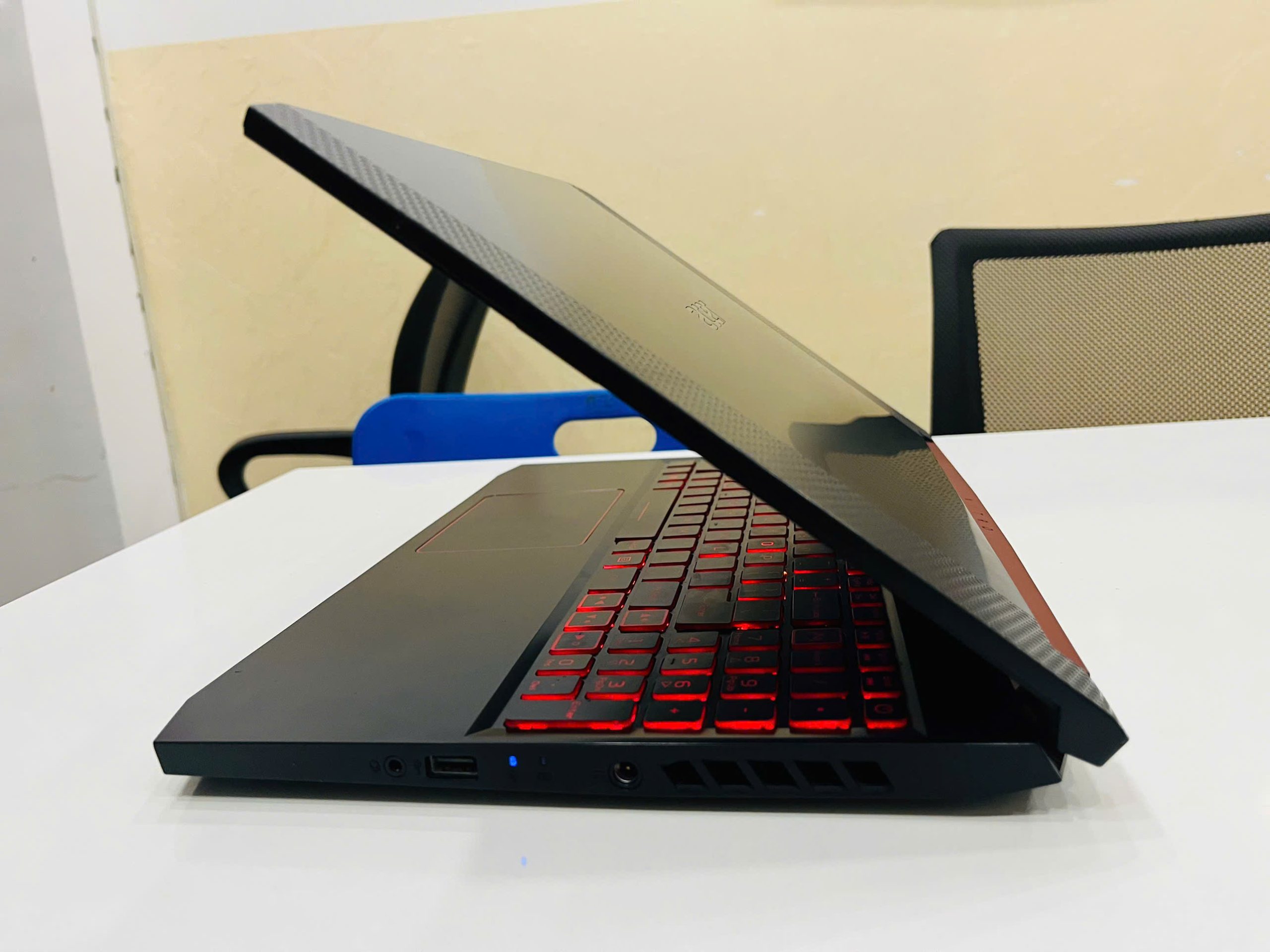 Acer Nitro 5 Gaming - Hình ảnh 11