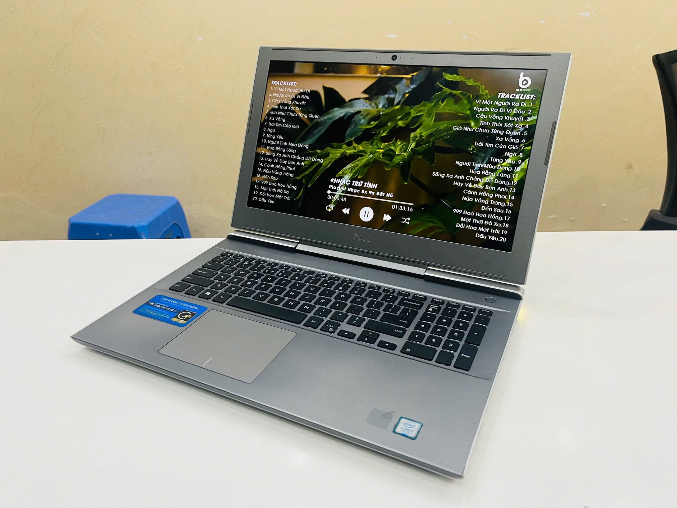 Dell Inc Vostro 7580 - Hình ảnh 2