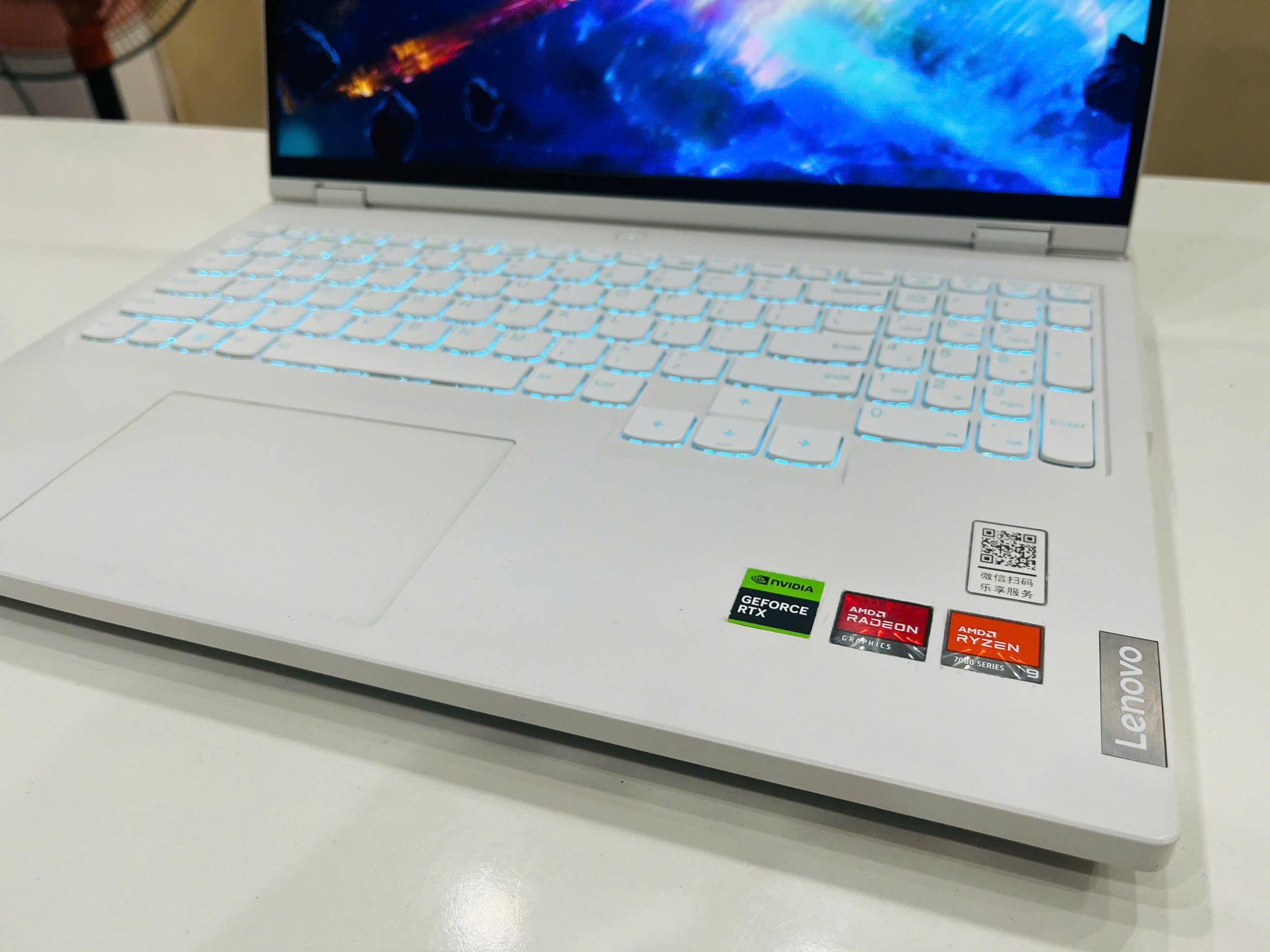 Cực phẩm cho ae làm thiết kế đồ hoạ, chỉnh ảnh, Chiến Game Lenovo Legion 5 Pro R9000P Gaming cao cấp - Hình ảnh 3