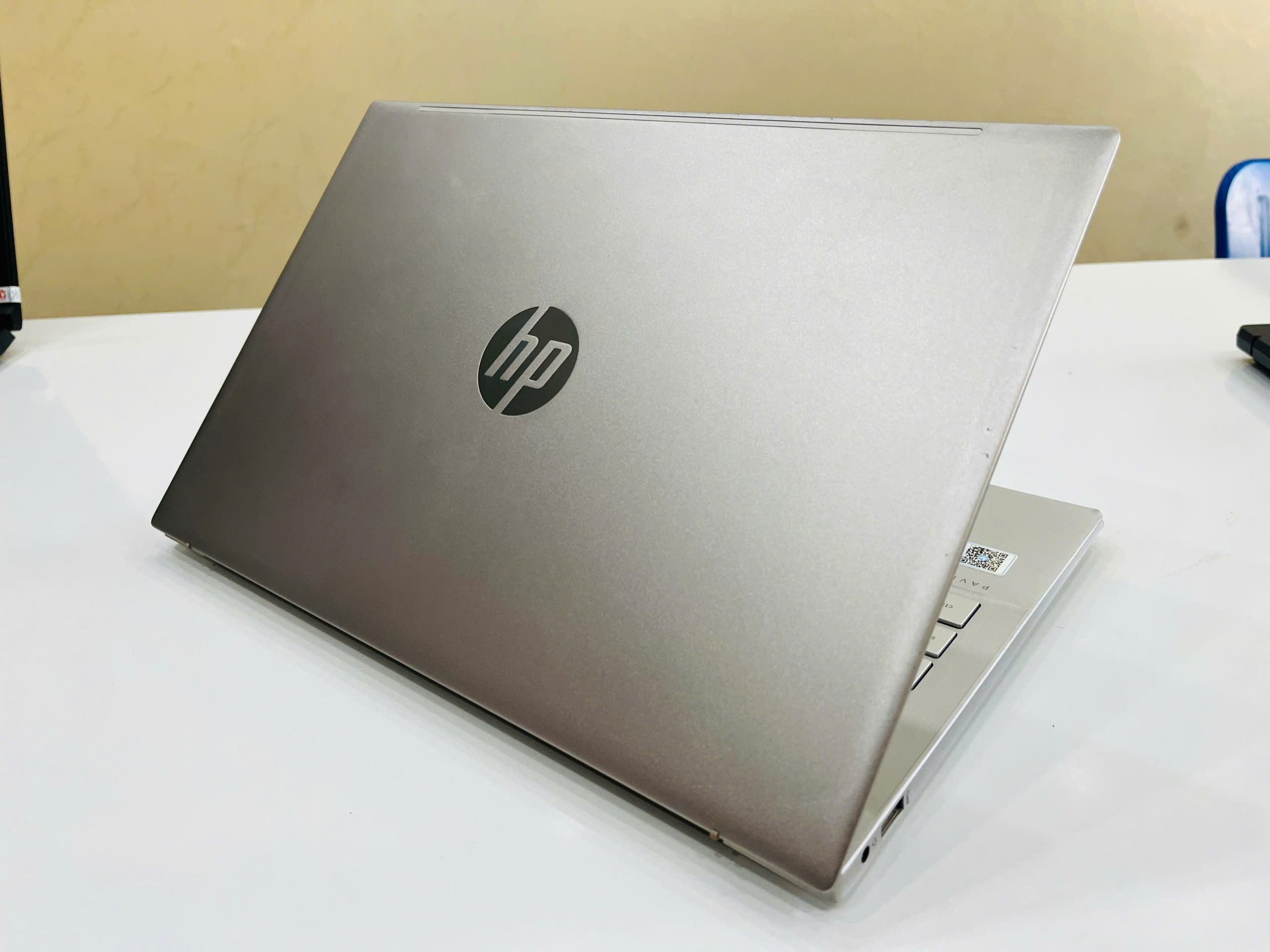 Hp pavilion 14-dv2xxx văn phòng vỏ nhôm nguyên khối - Hình ảnh 5