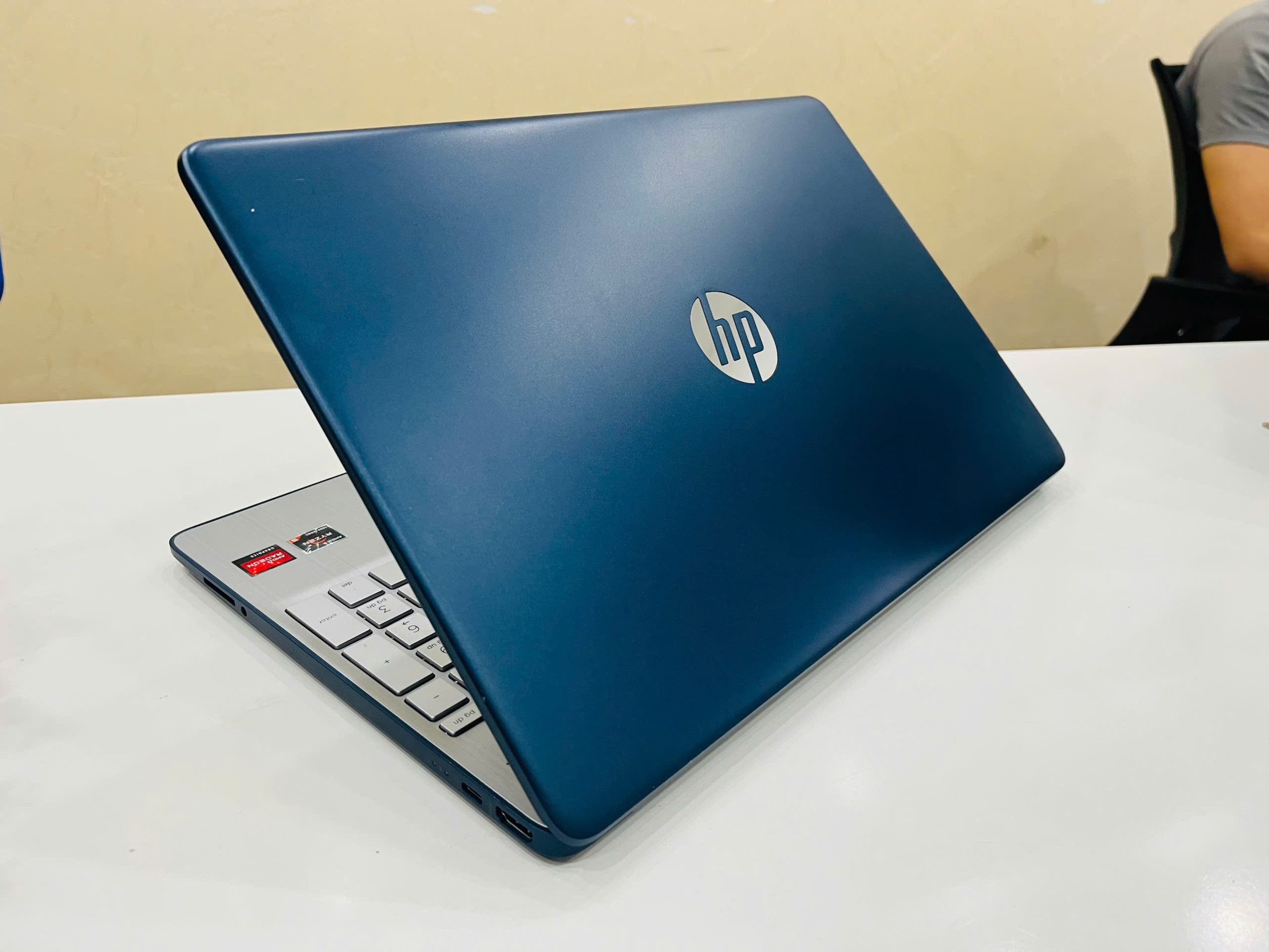 HP Laptop 15-ef2xxx màu xanh lavi sang trọng, siêu đẹp - Hình ảnh 5