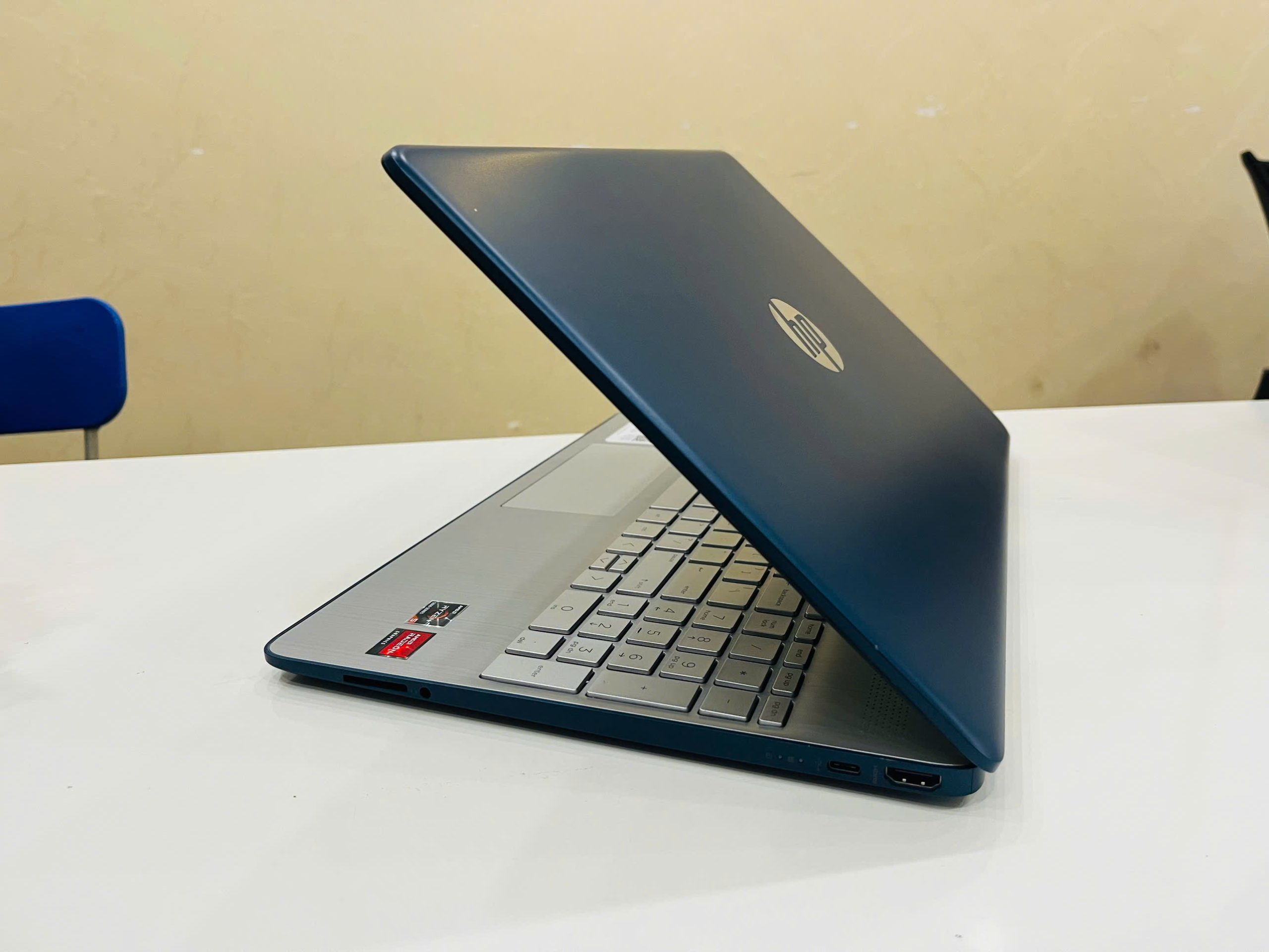 HP Laptop 15-ef2xxx màu xanh lavi sang trọng, siêu đẹp - Hình ảnh 8