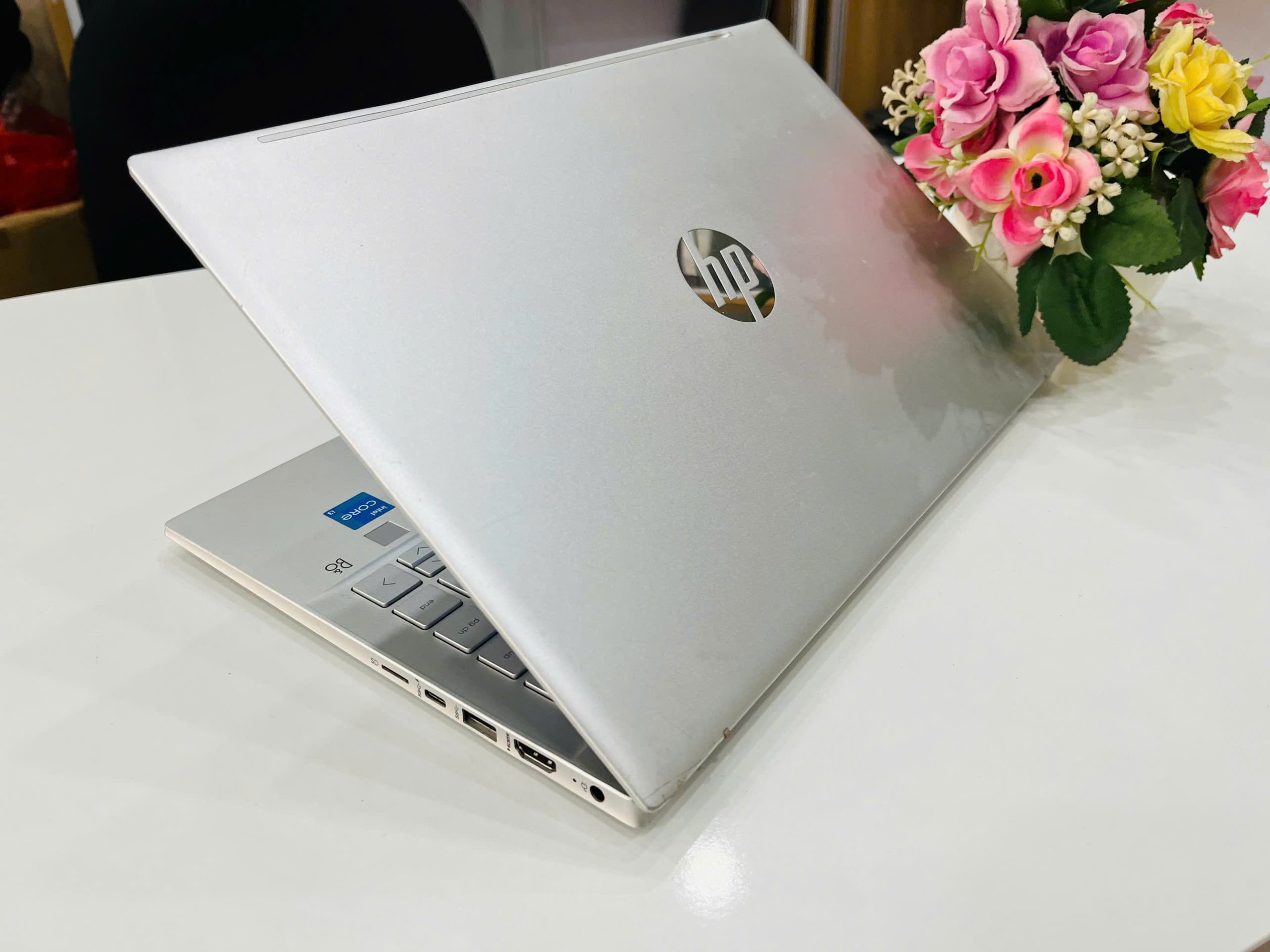 Hp Laptop 14s-cr2xxx màu trắng bạc. - Hình ảnh 13