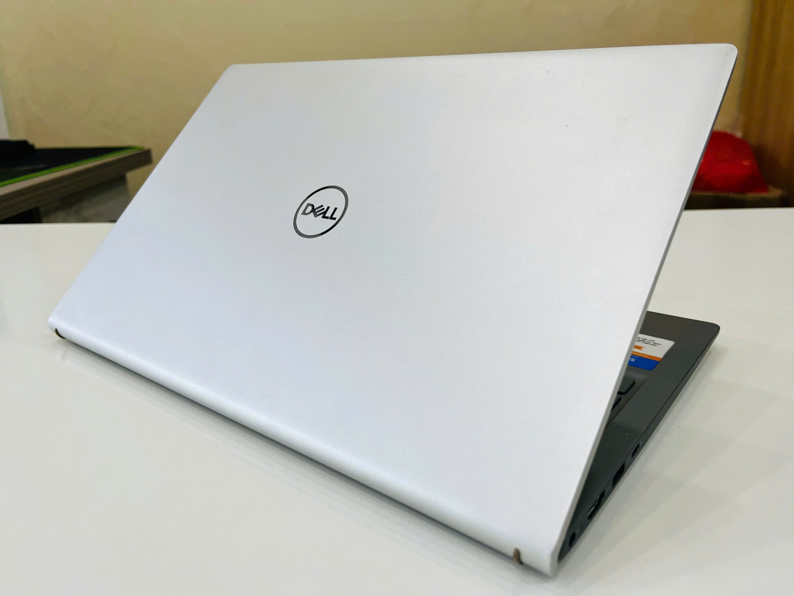 Dell Inc Inspirion 5415 - Hình ảnh 7