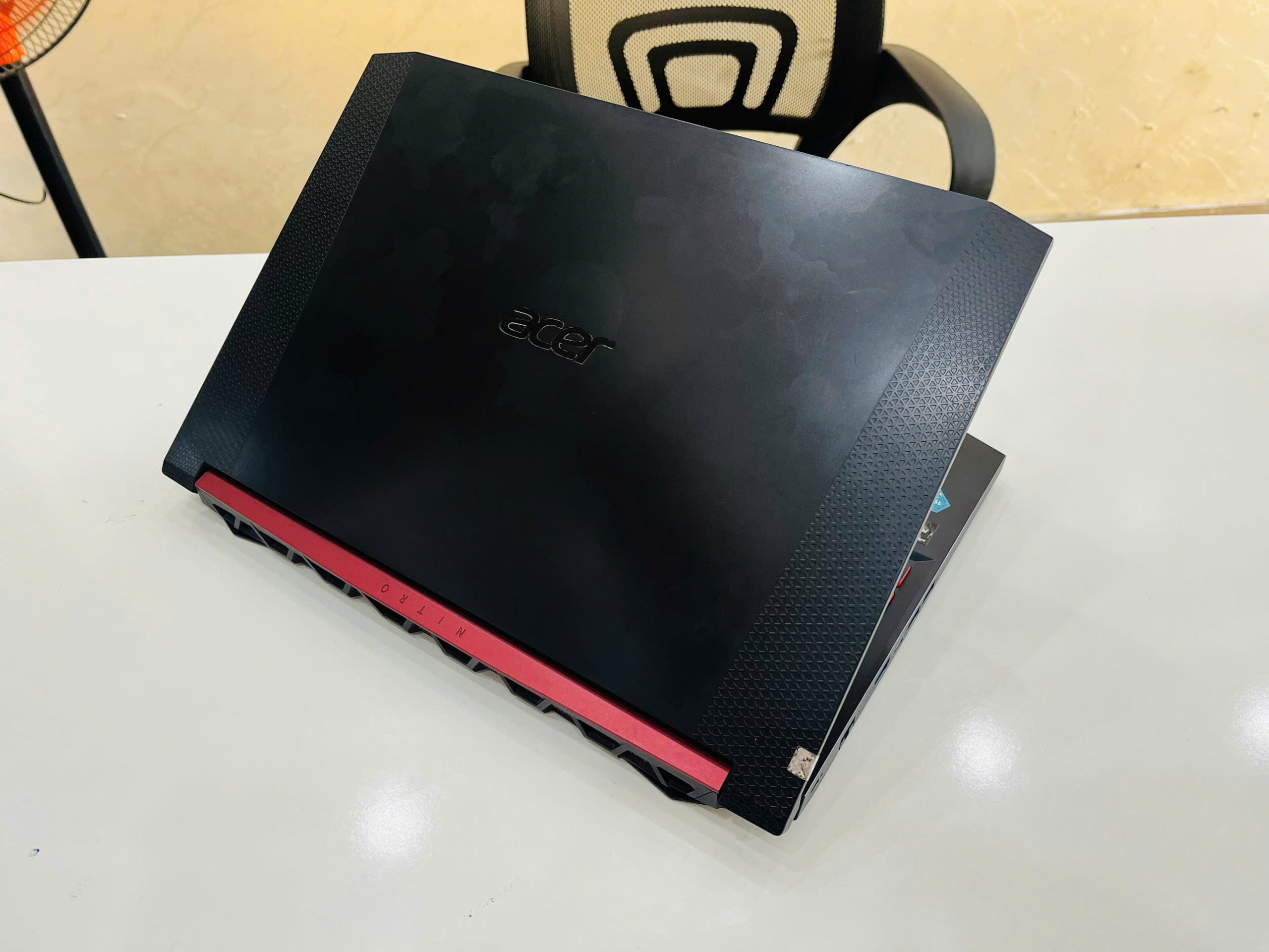 Acer Nitro 5 Gaming - Hình ảnh 2