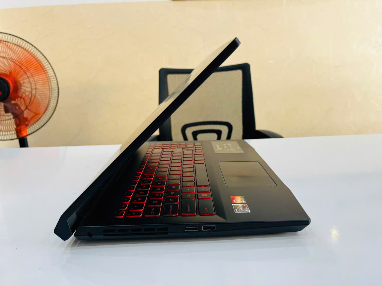 MSI Bravo 15 B5DD Gaming - Hình ảnh 9