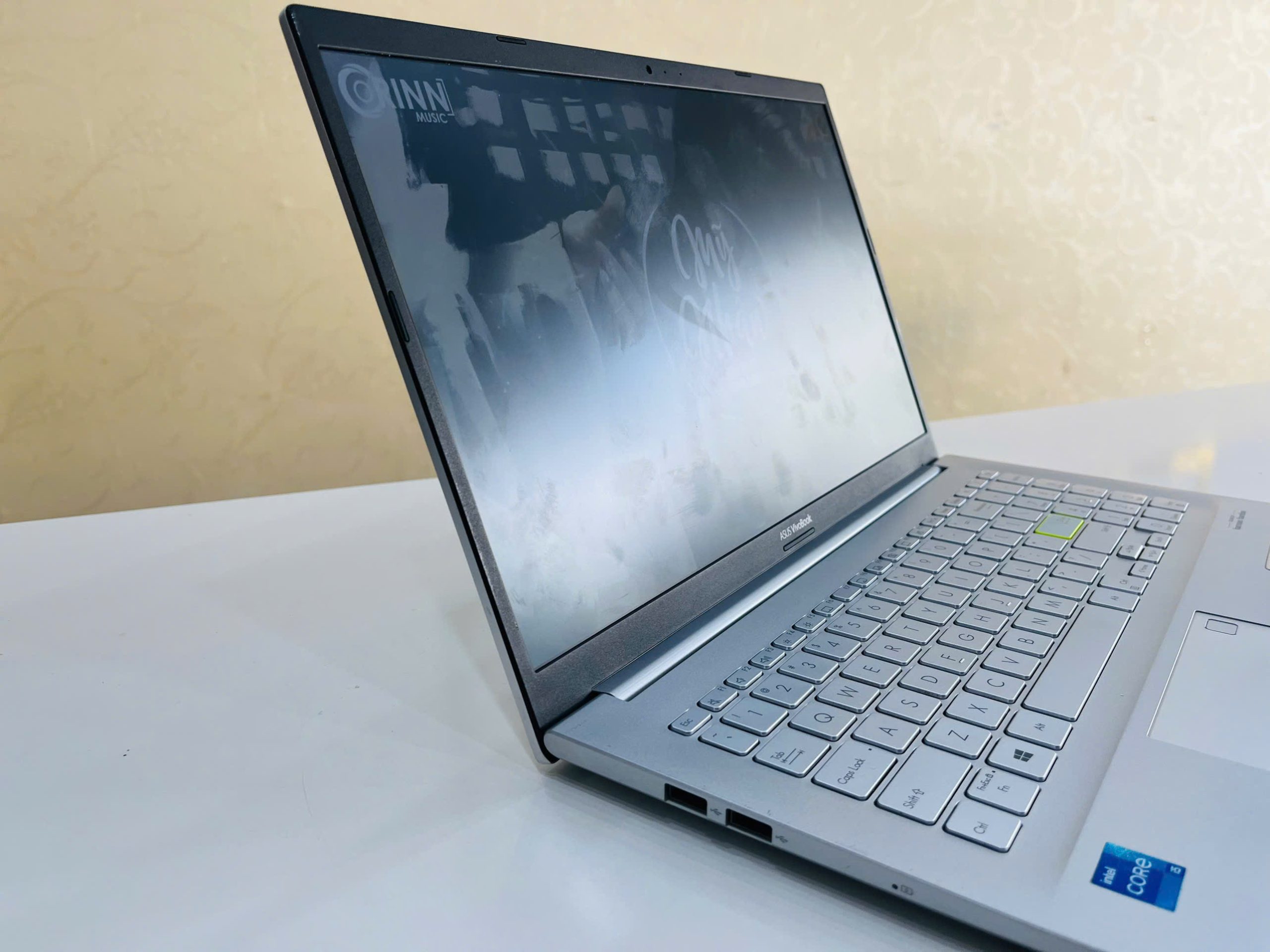 Asus vivobook X513EA vỏ nhôm khối - Hình ảnh 6