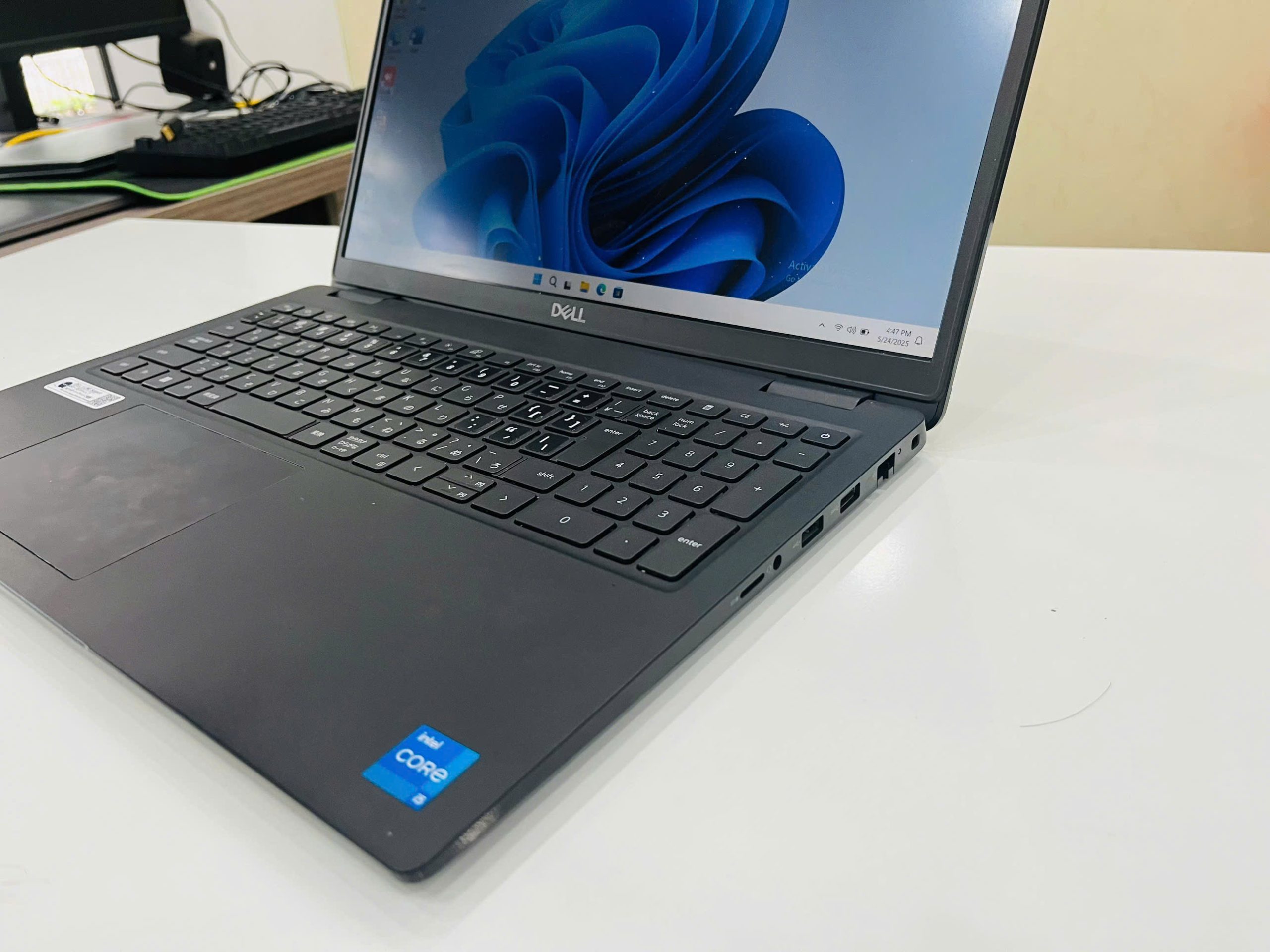 Dell Inc Latitude 3520 bền bỉ - Hình ảnh 5