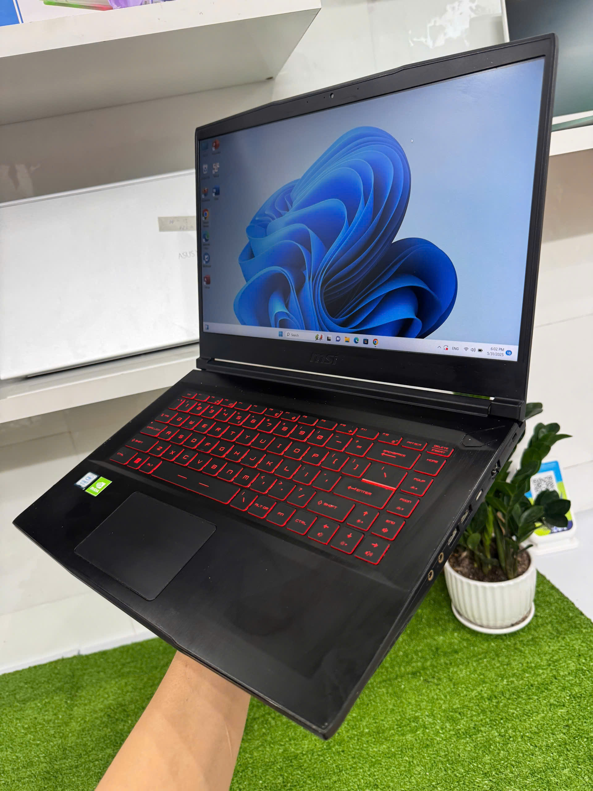 MSI GF63 gaming cấu hình khoẻ, giá ngon bổ rẻ - Hình ảnh 7
