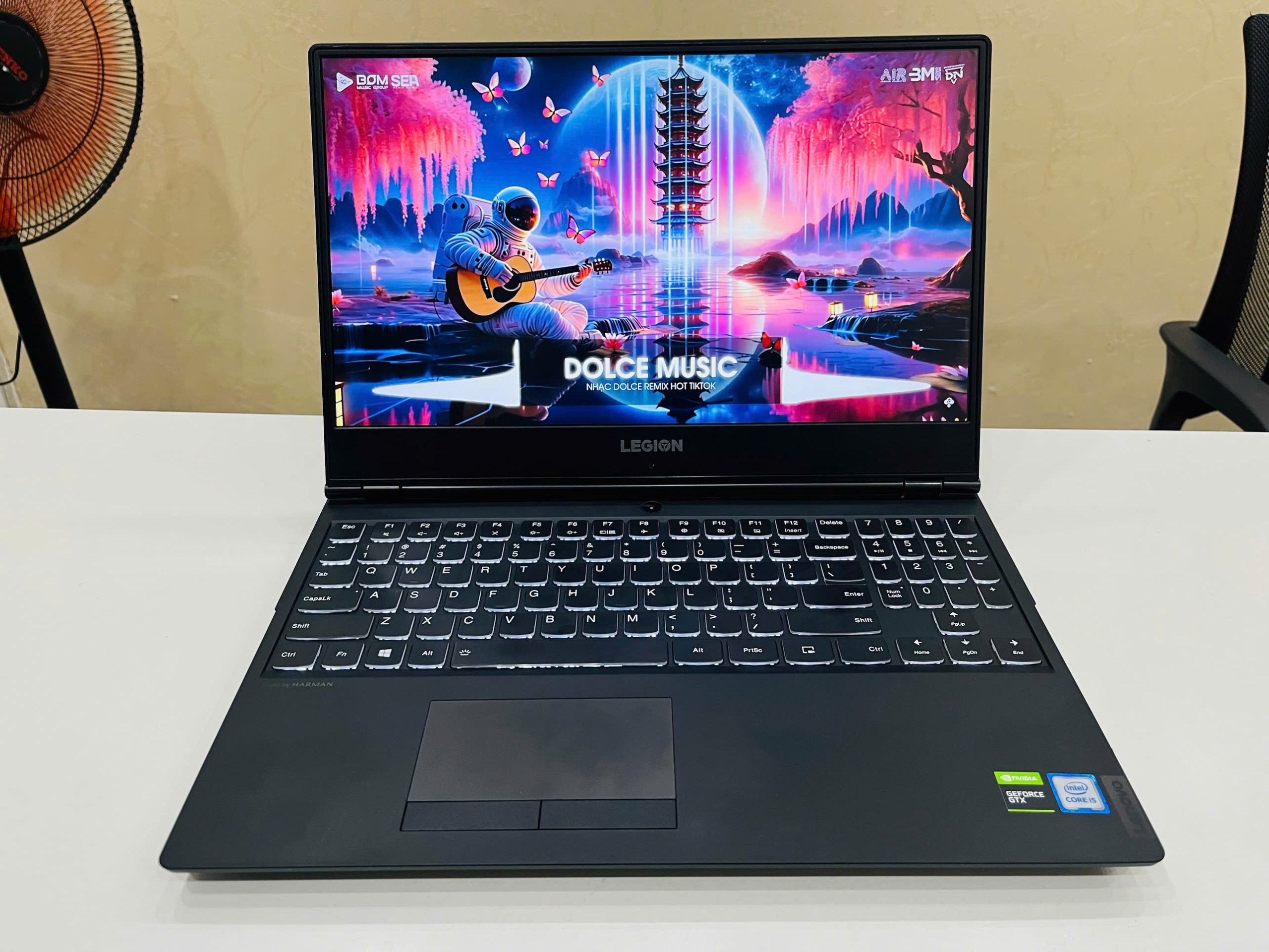 Lenovo LEGiON Y540-15RH Gaming - Hình ảnh 9