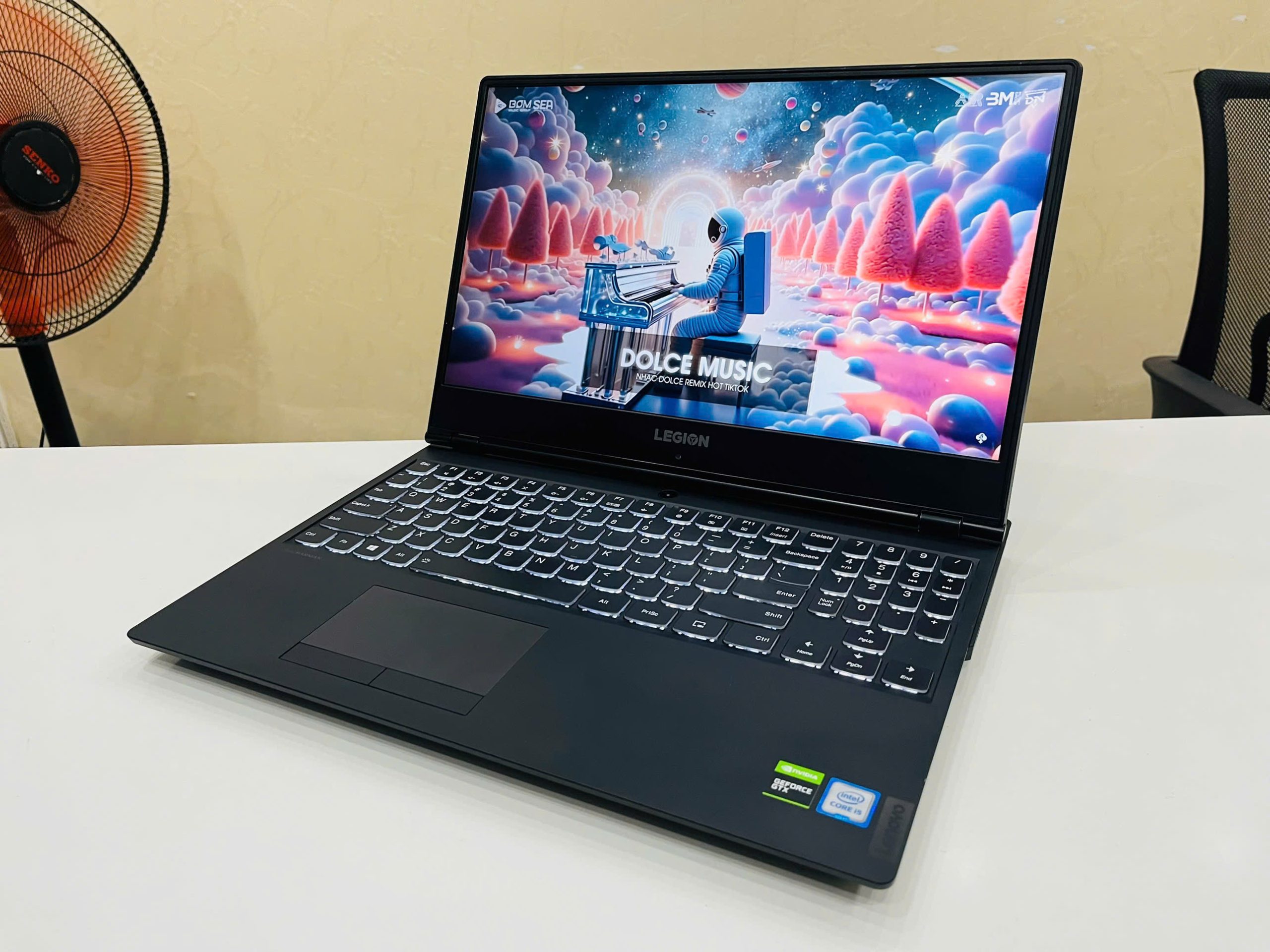Lenovo LEGiON Y540-15RH Gaming - Hình ảnh 11