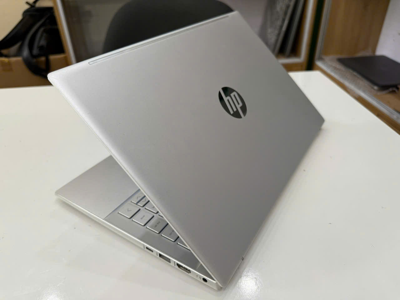 Hp pavilion 14-dv2xxx văn phòng vỏ nhôm nguyên khối - Hình ảnh 6