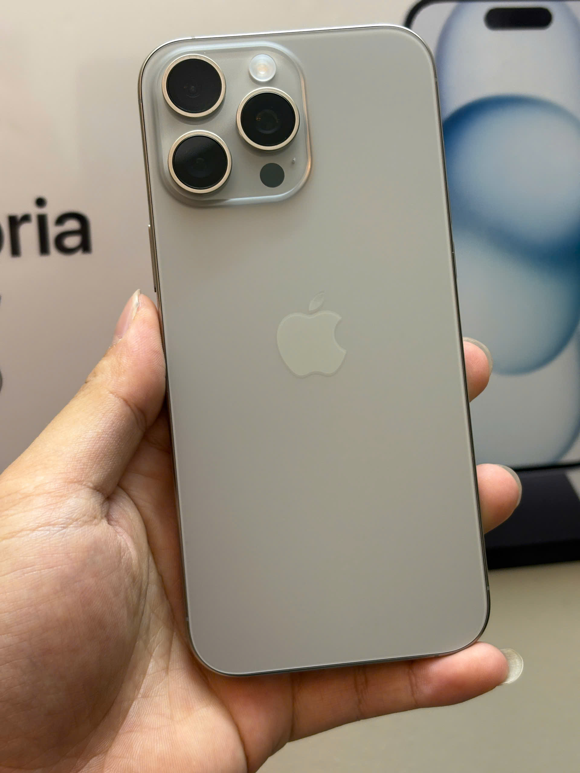 điện thoại iphone 16 prm