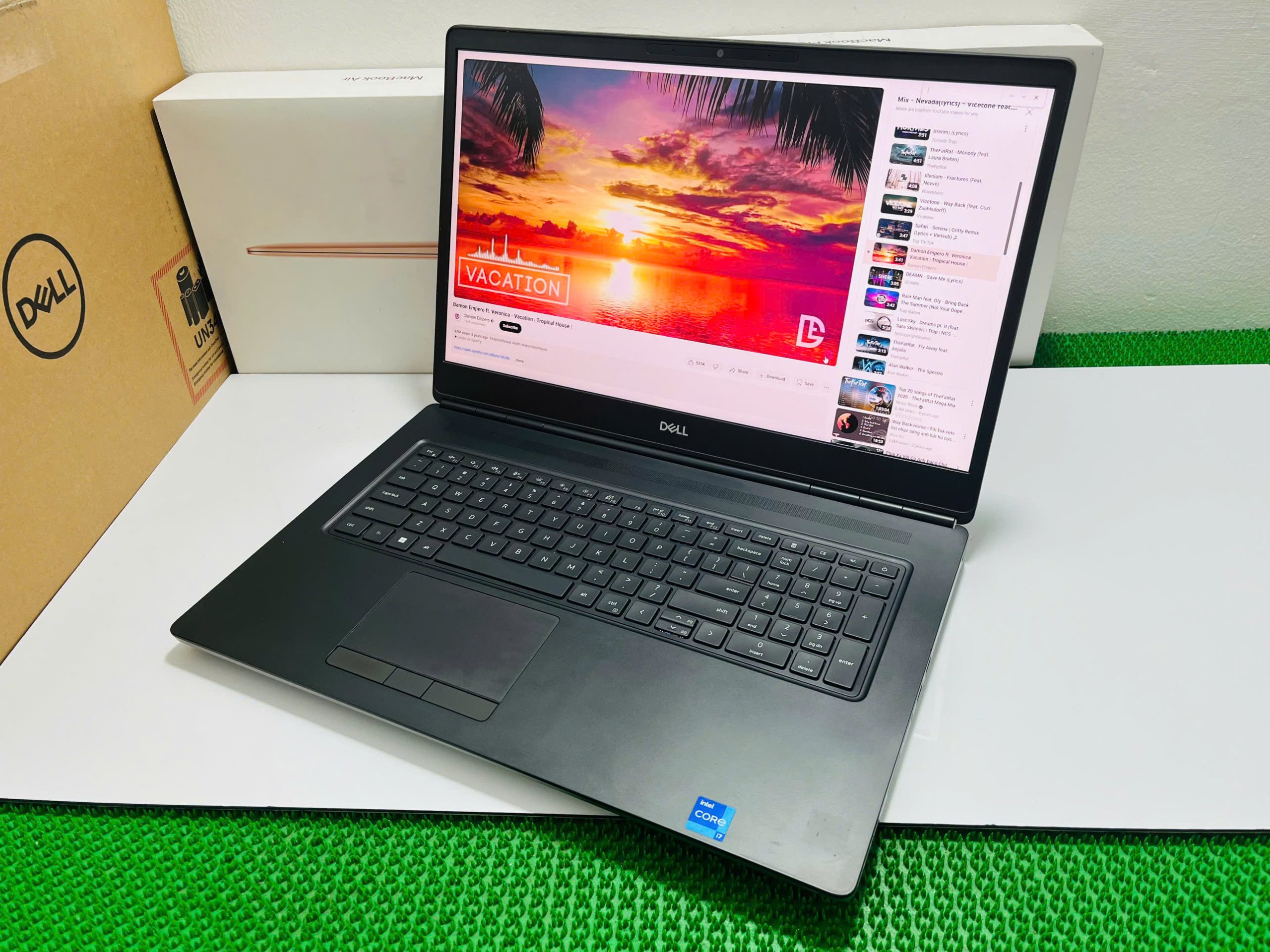 Dell Precision 7760 - Hình ảnh 12