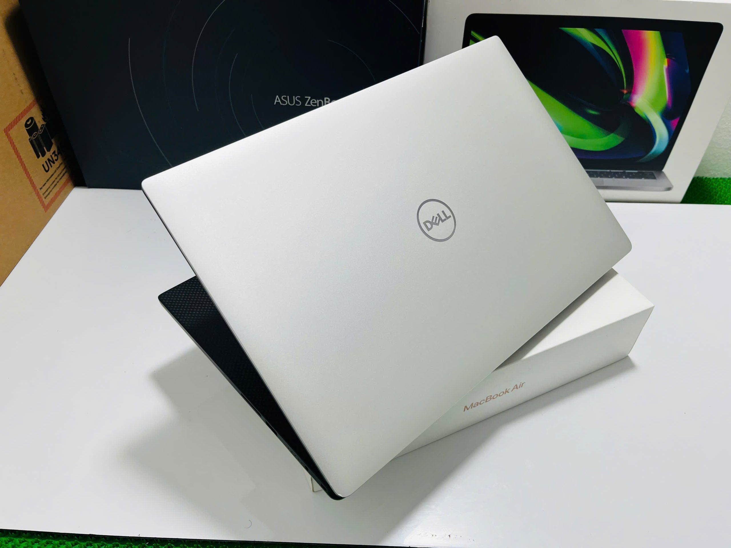DELL PRECISION 5540 màu xám sang chảnh vỏ nhôm chất - Hình ảnh 5
