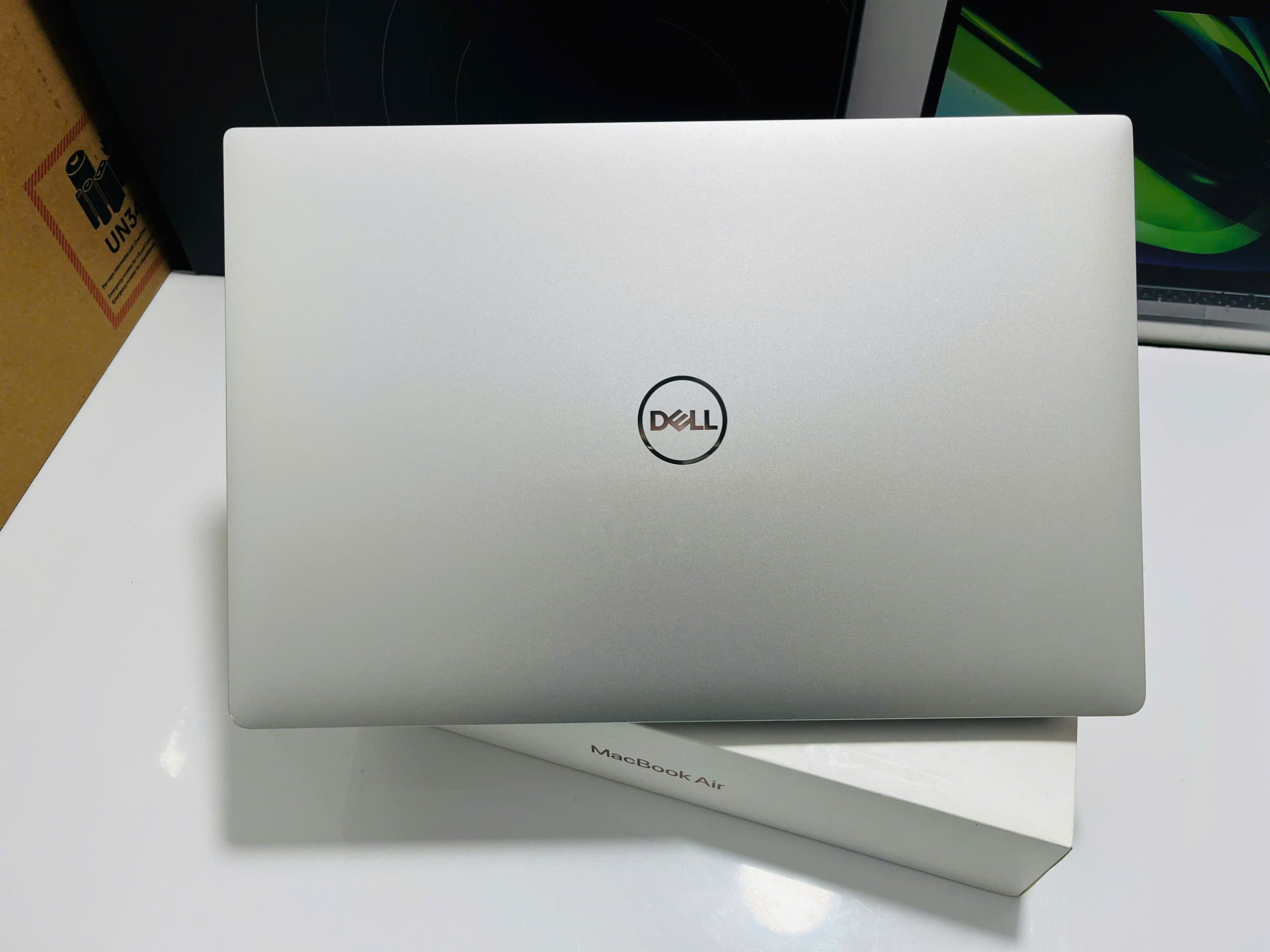 DELL PRECISION 5540 màu xám sang chảnh vỏ nhôm chất - Hình ảnh 6