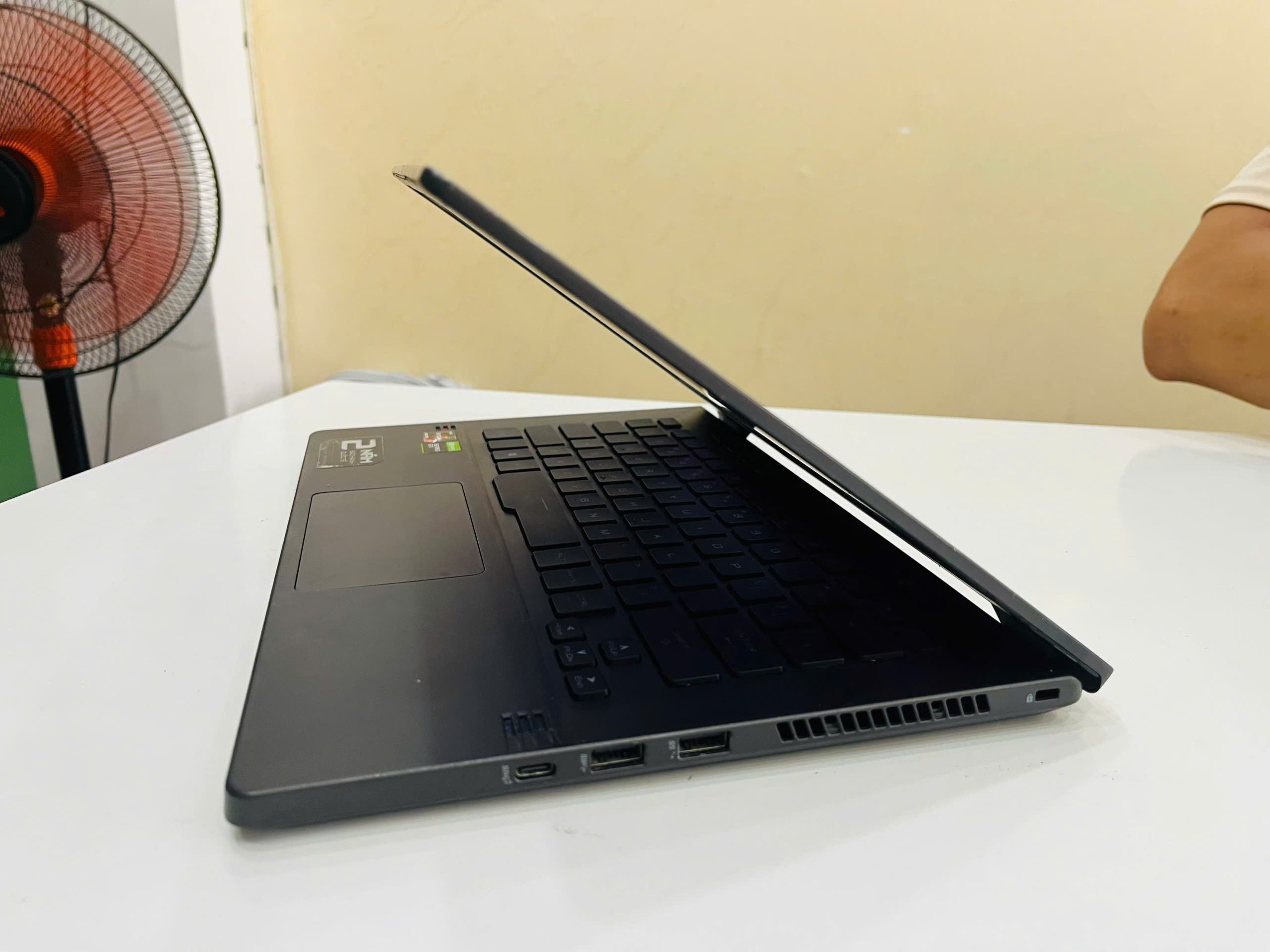 ‼️AsusTek ROG Zephyrus G14 - Hình ảnh 4