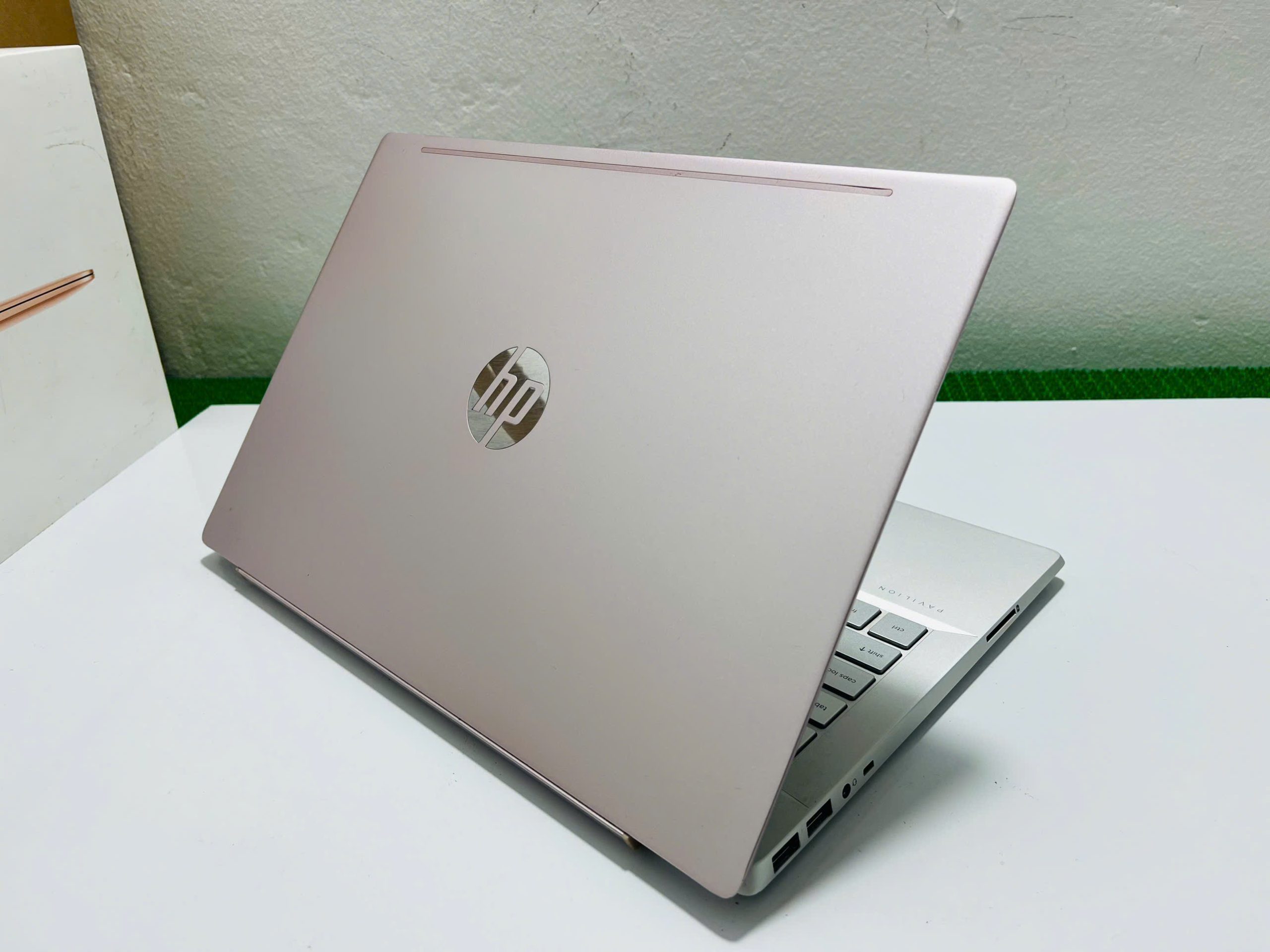 Dell Inc Latitude 5520 bền bỉ - Hình ảnh 2