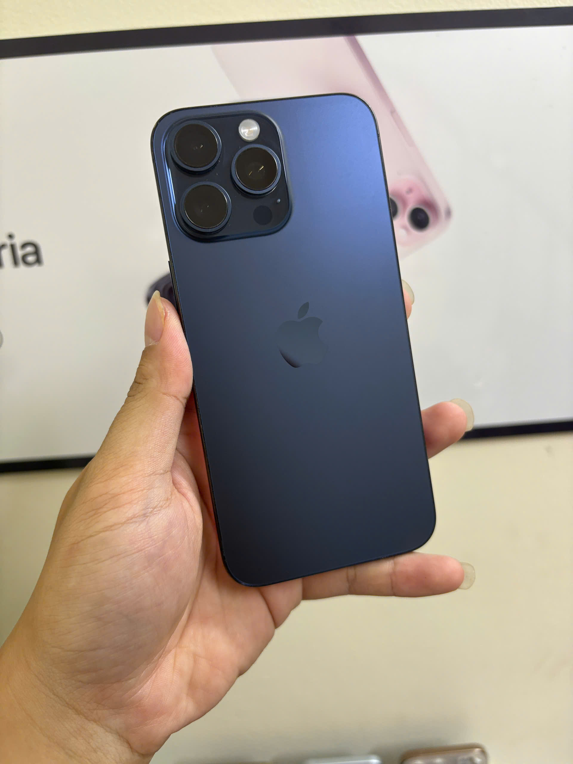điện thoại iphone 15 prm