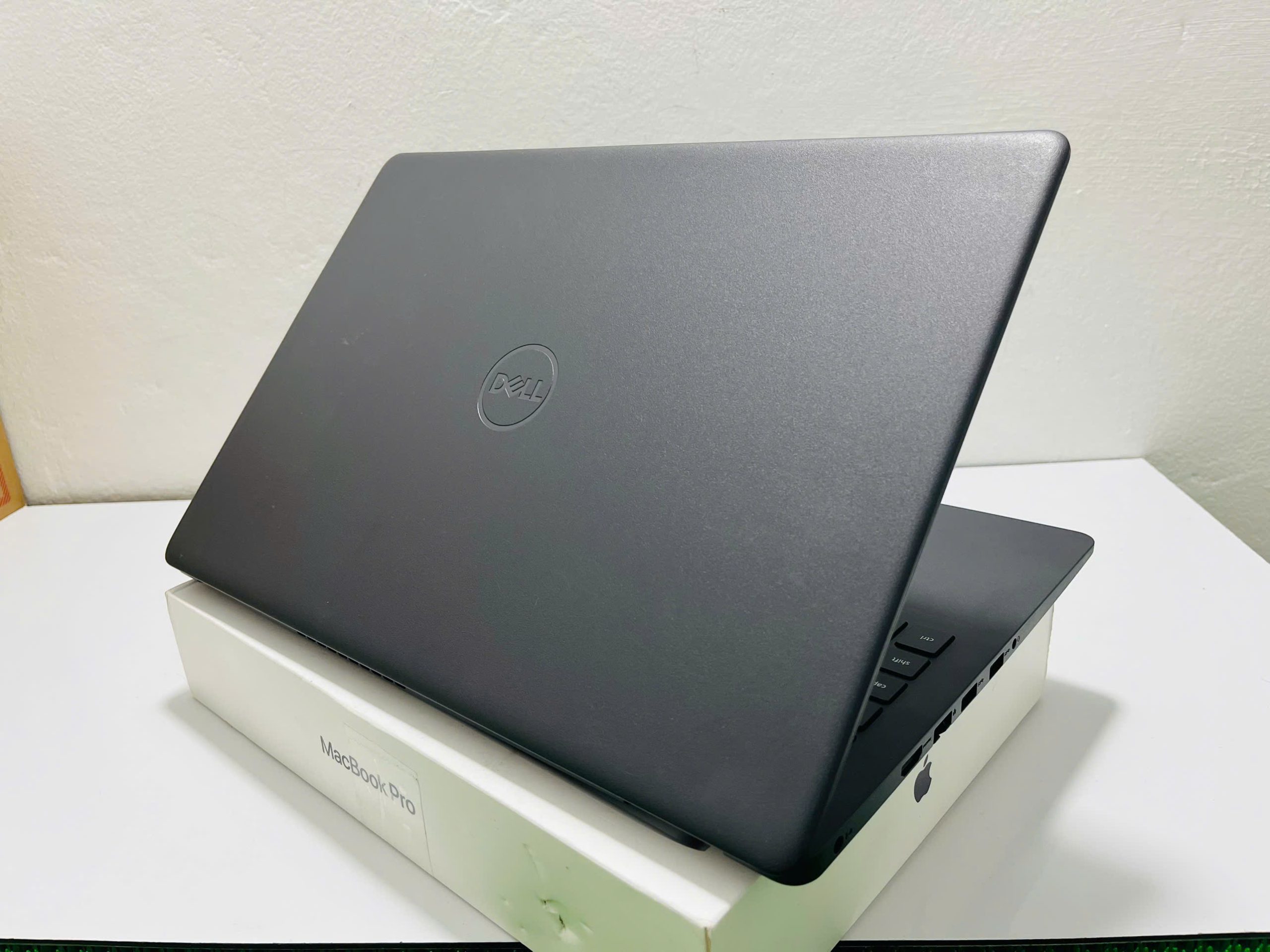 Dell Inspiron 3501 - Hình ảnh 5