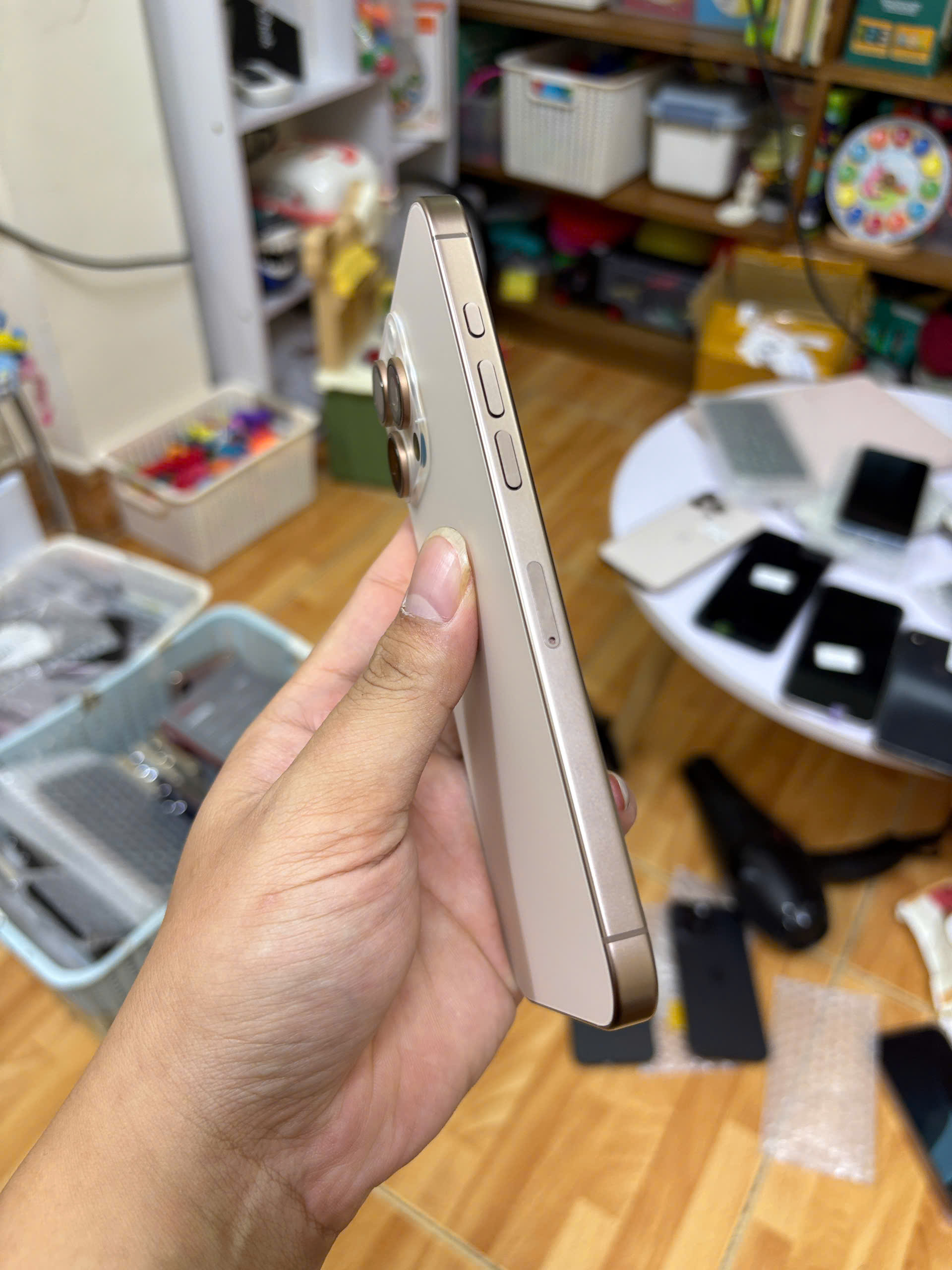 16 PRM 256GB VN - Hình ảnh 6