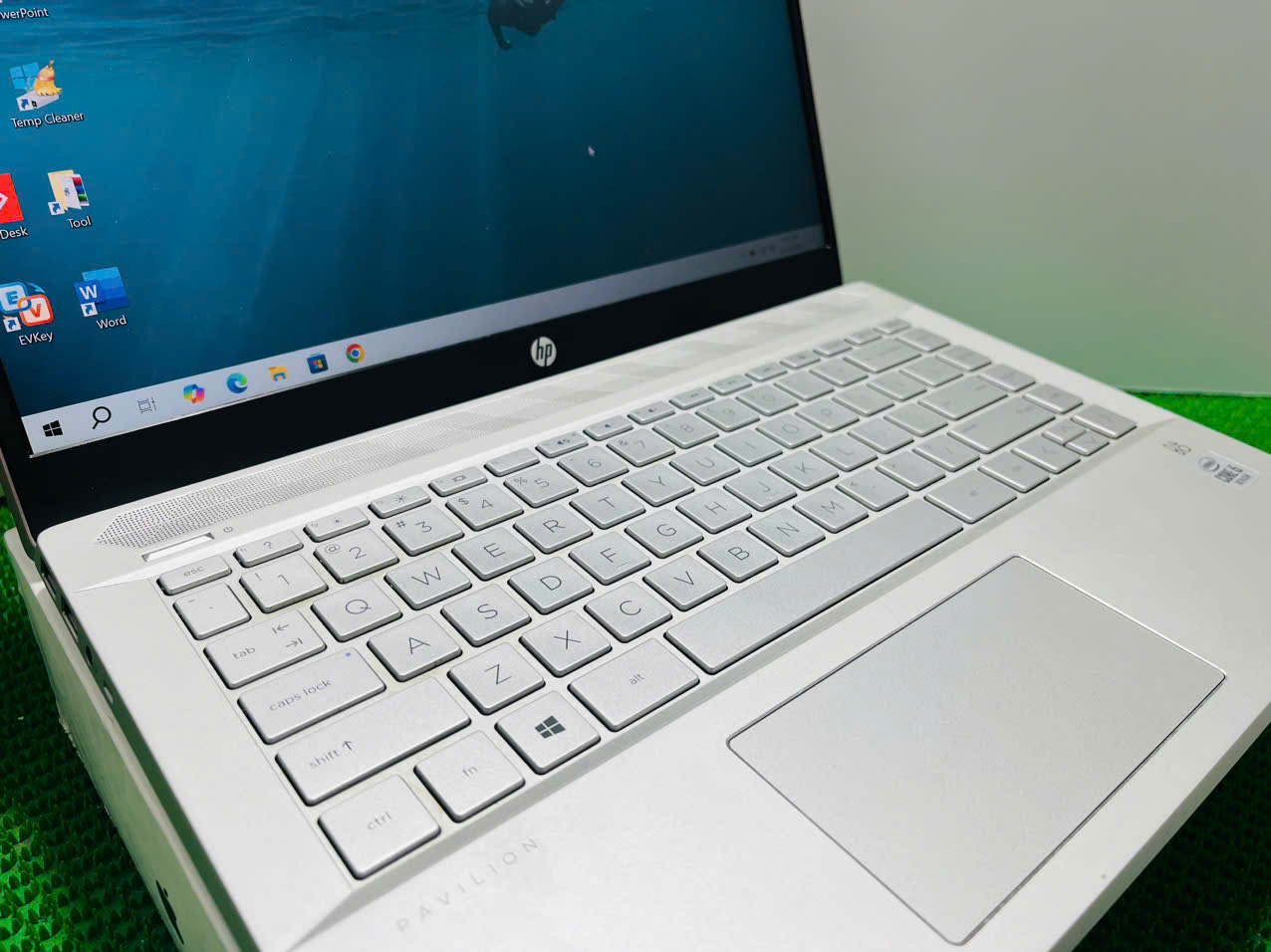 HP Pavilion laptop 14 -ce3xxx màu hồng chill chill - Hình ảnh 4