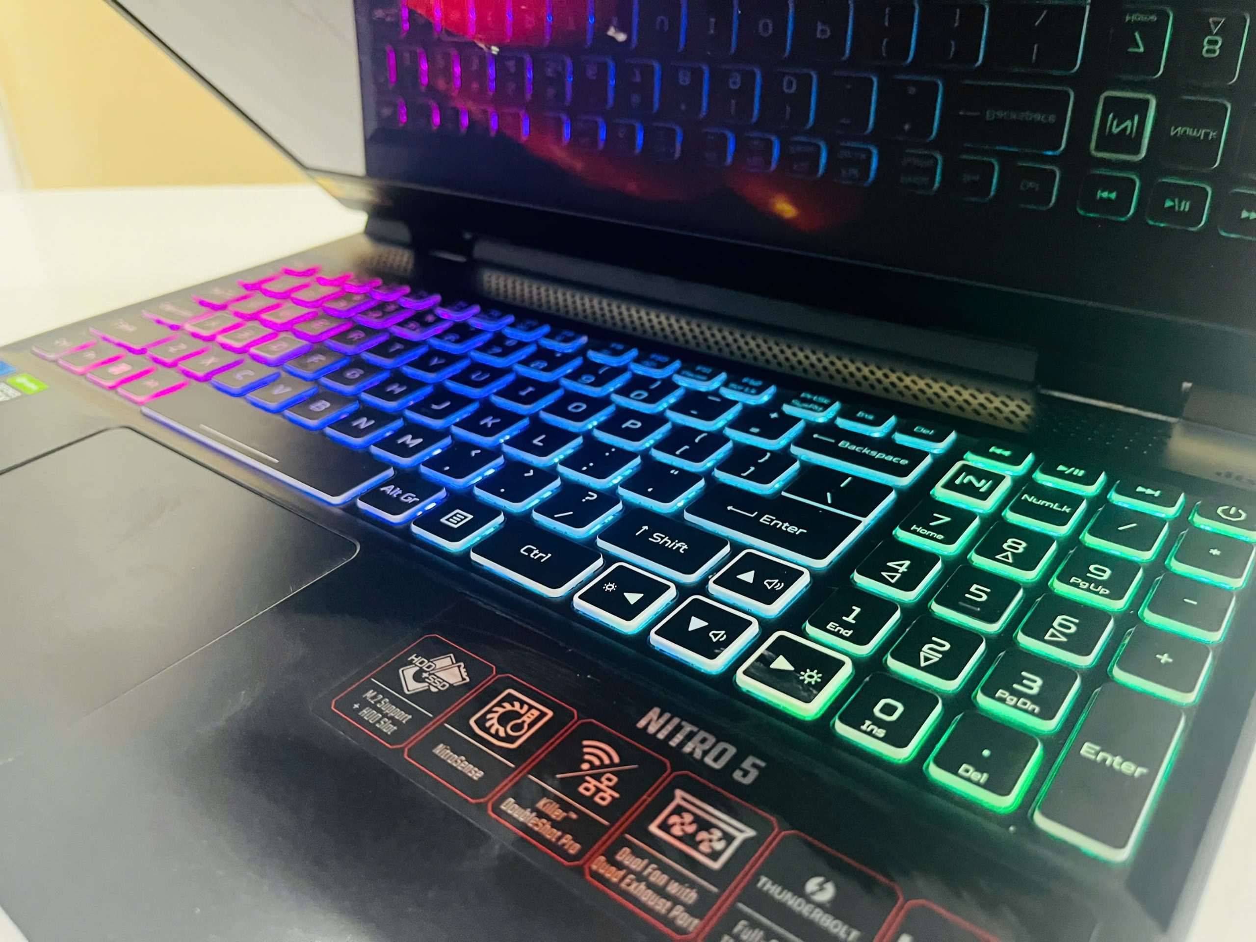 Acer Nitro AN515-58 Gaming - Hình ảnh 10