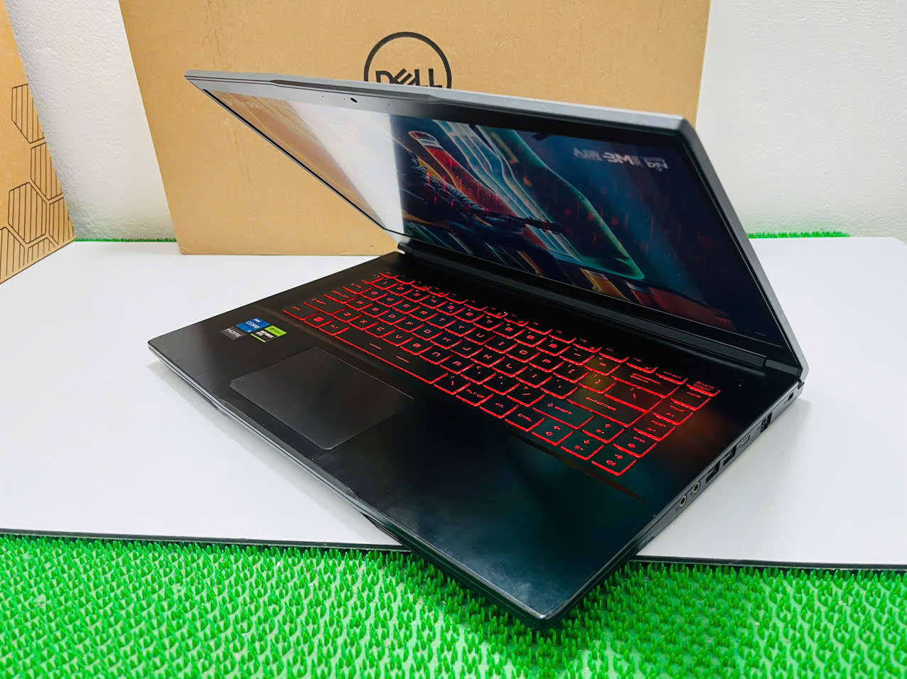 Msi GF63 Thin 12UCX Gaming - Hình ảnh 3