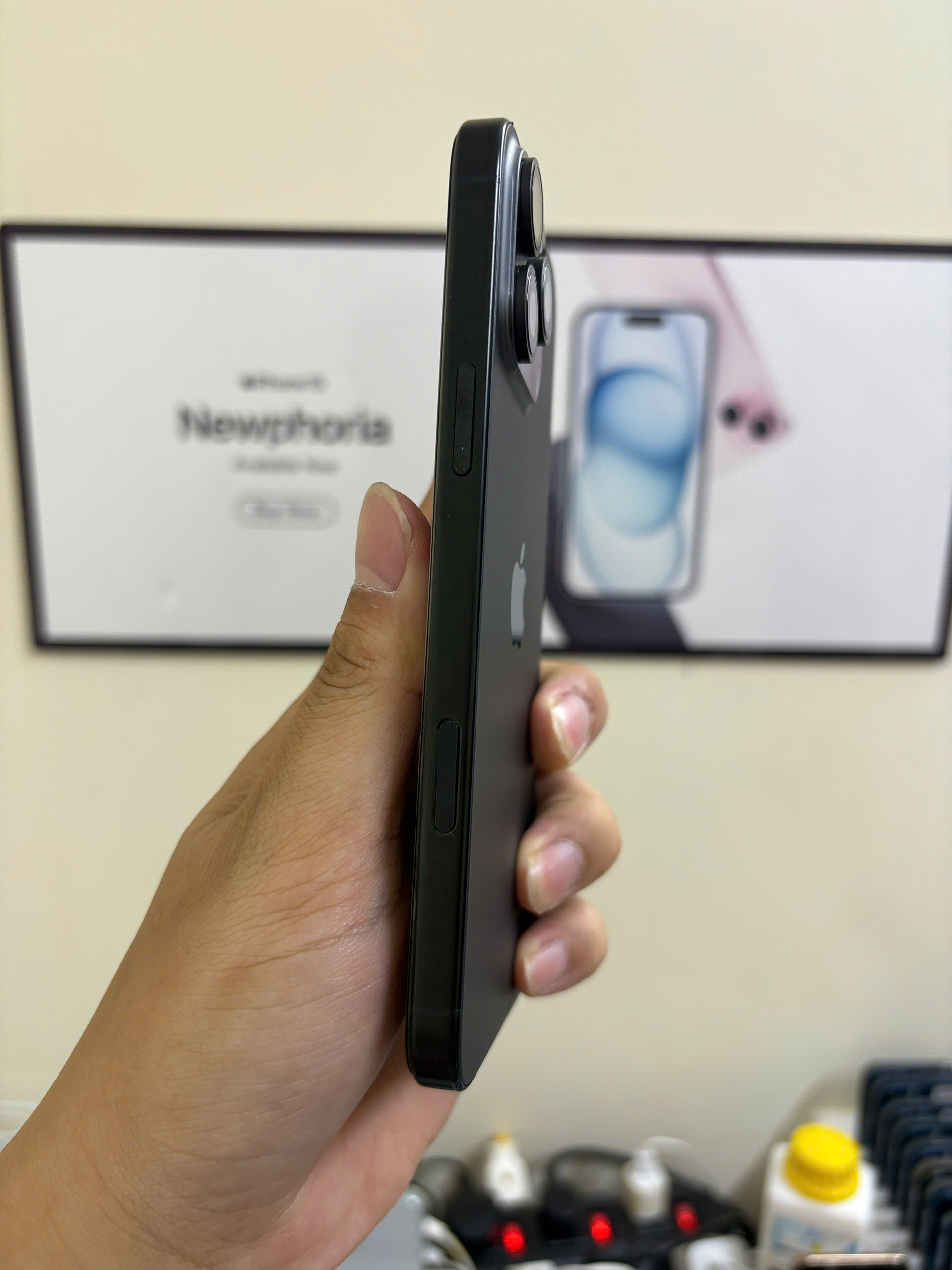 16 PRM 256GB VN - Hình ảnh 5