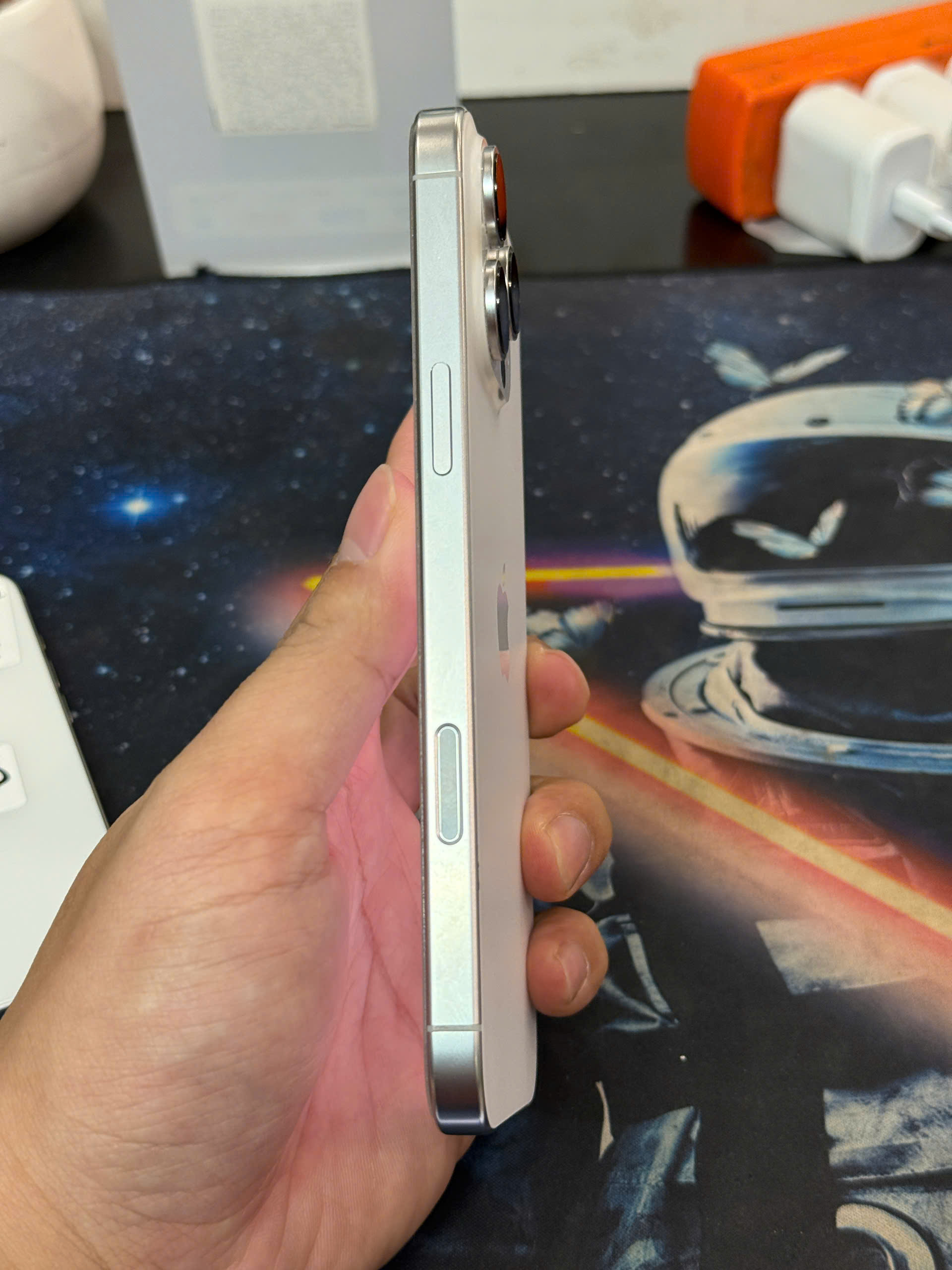 16 PRM 256GB VN - Hình ảnh 5