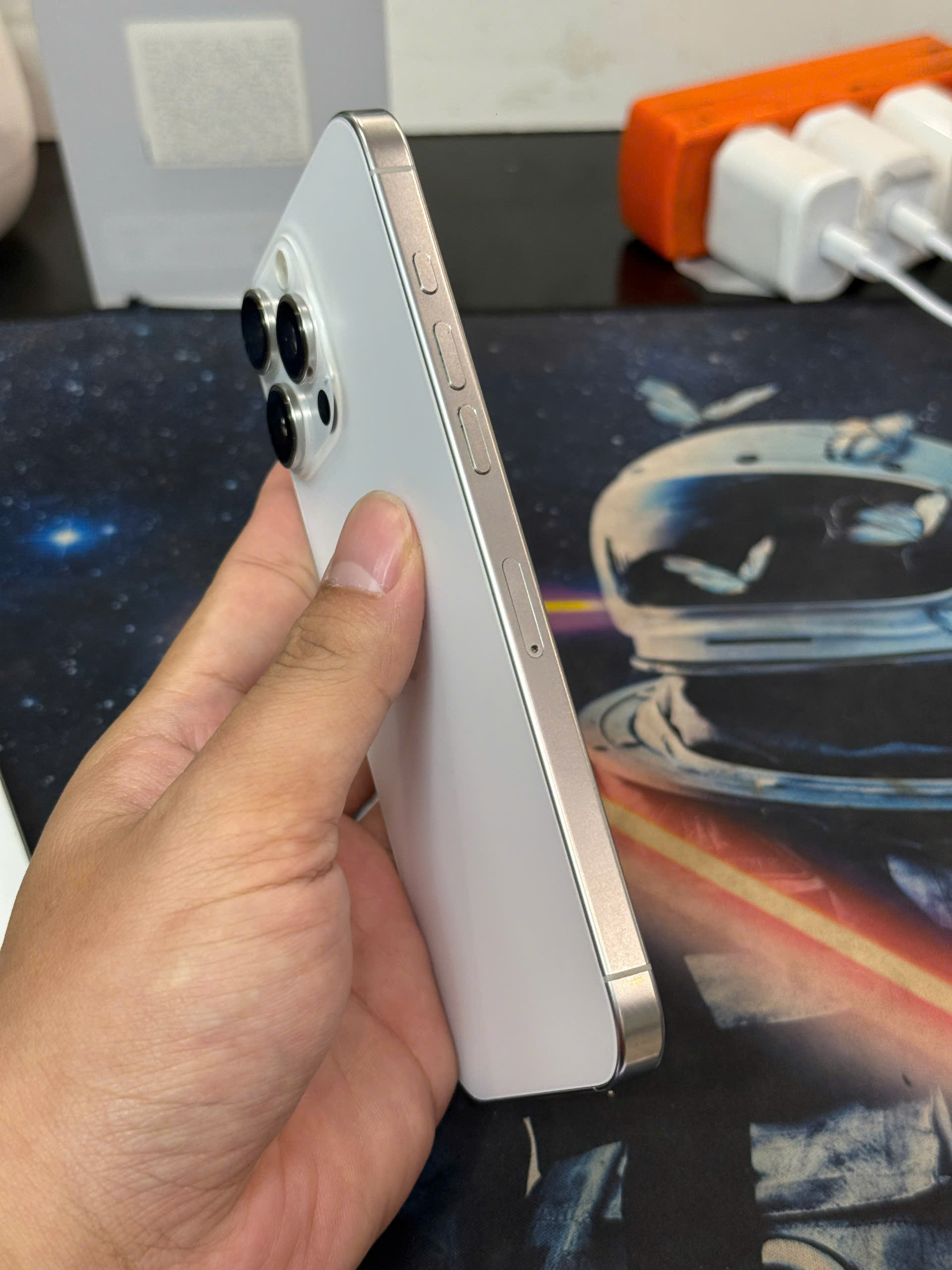 16 PRM 256GB VN - Hình ảnh 6
