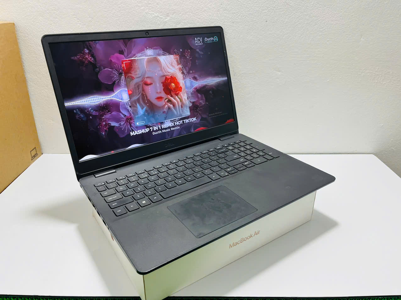 Dell Inc Inspiron 3501 bền bỉ - Hình ảnh 4