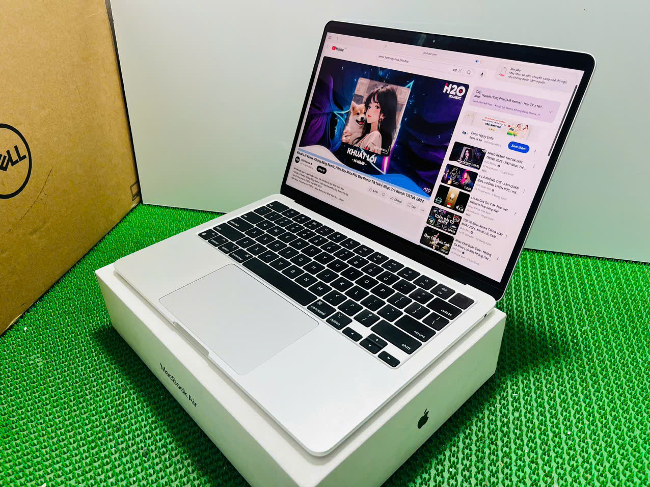 Macbook Air m2 2022 màu silver Đẹp keng k tỳ vết, sang trọng mỏng nhẹ, pin tốt - Hình ảnh 8