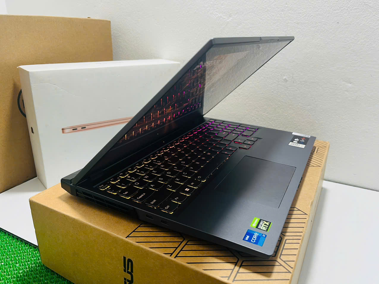 laptop legion