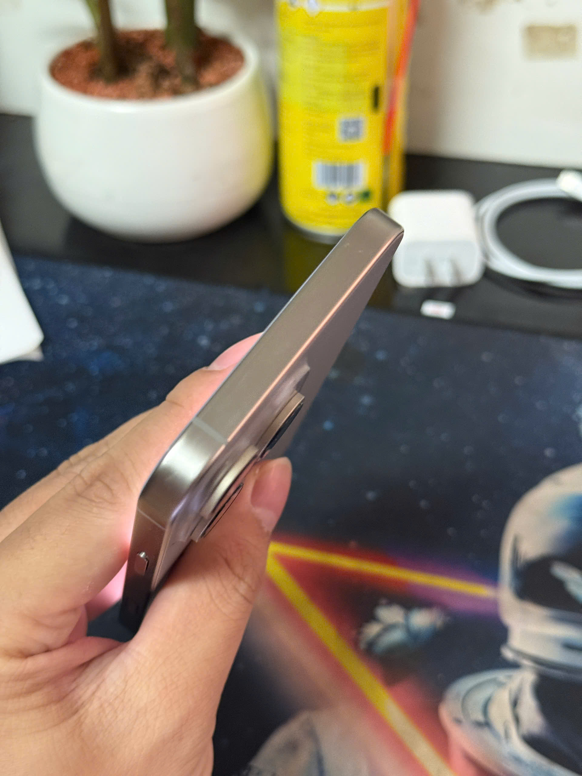 16 PRM 256GB VN - Hình ảnh 5
