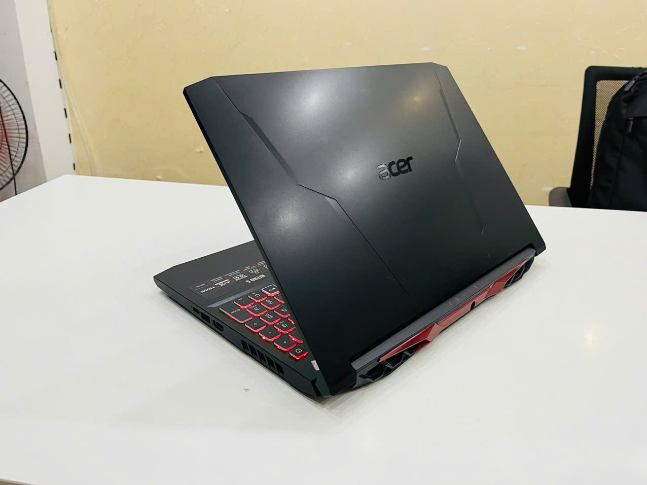 Acer NITRO AN515-45 Gaming - Hình ảnh 2