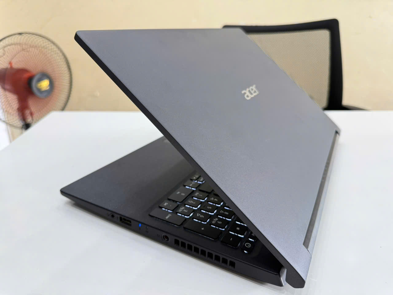 Acer A715 gaming - Hình ảnh 11