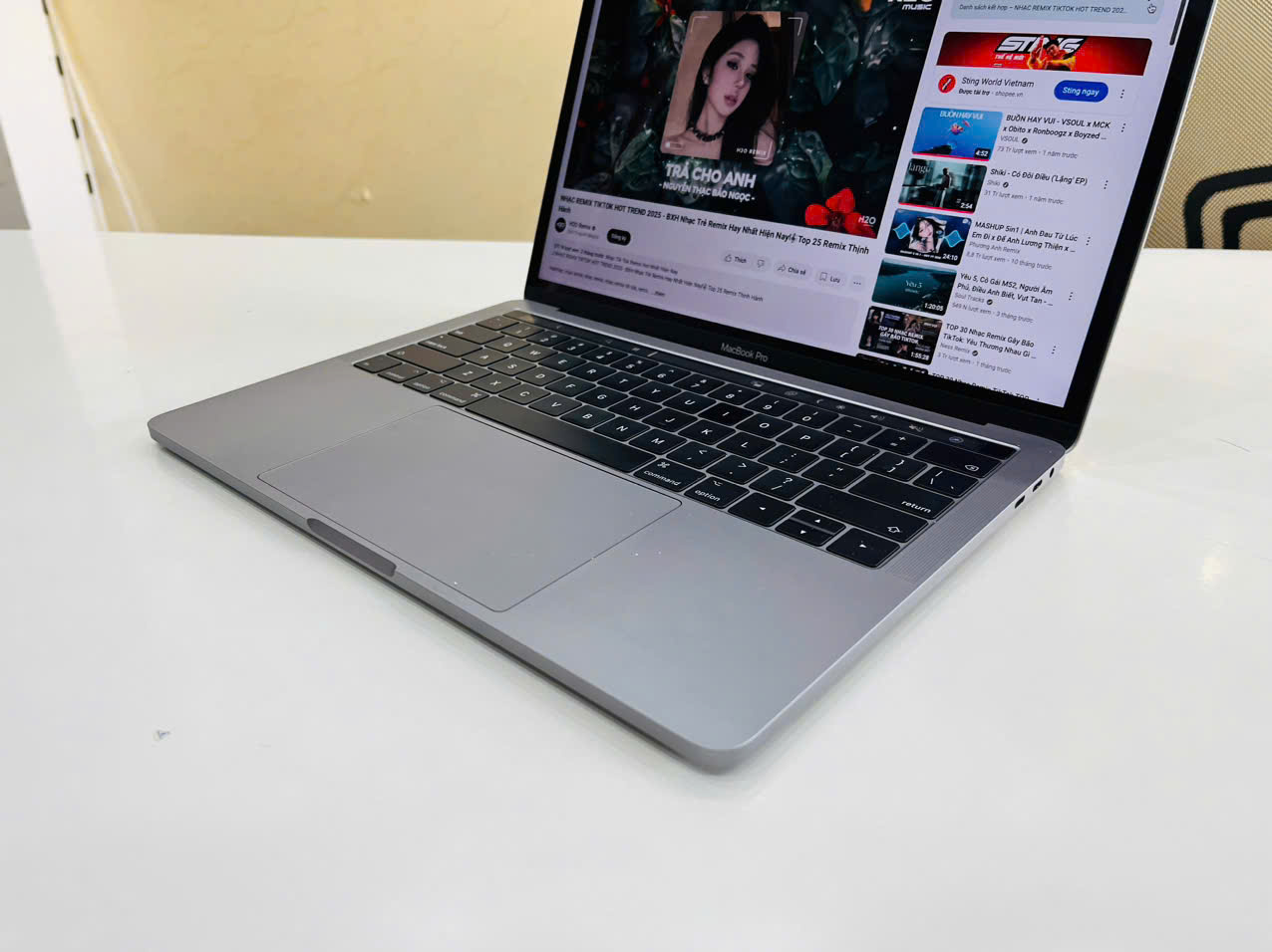 Mac pro 2017 Gray - 13inch - Hình ảnh 9