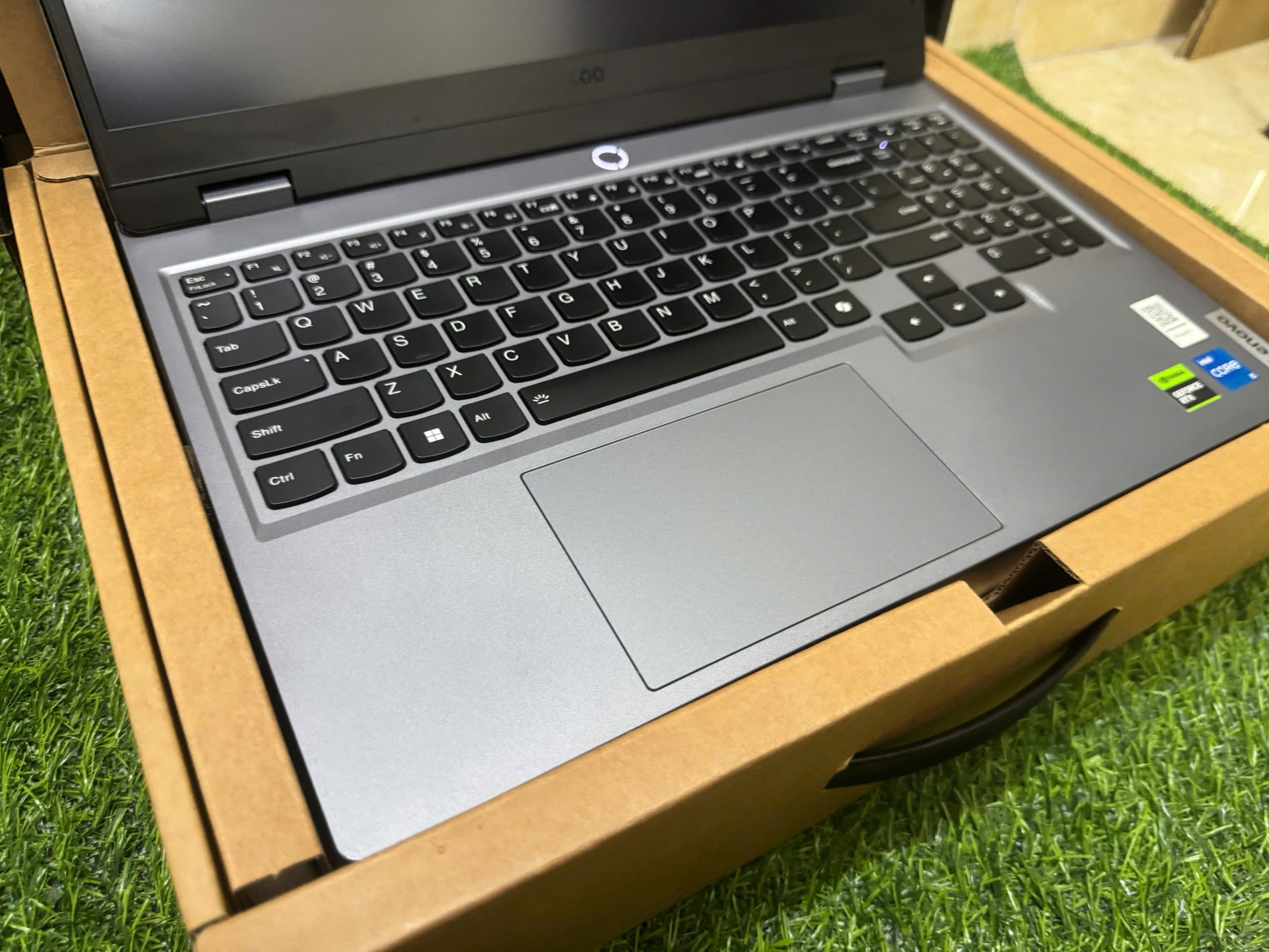 LENOVO LOQ 2024 máy đẹp còn bảo hành chính hãng đến 26/6/2026 máy nguyên tem laptop VIP - Hình ảnh 4