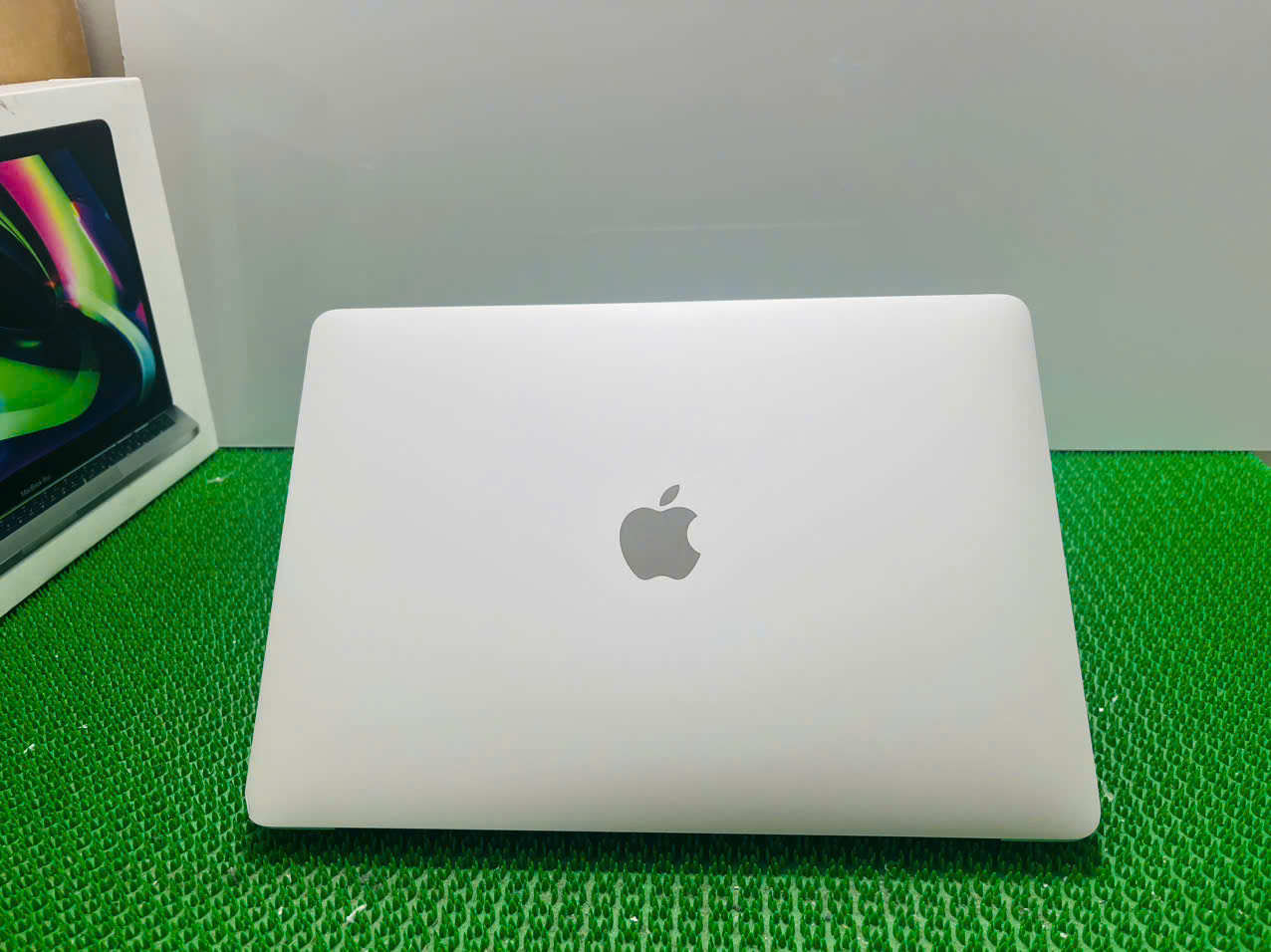 Mac Air 2019 Silver - Hình ảnh 3